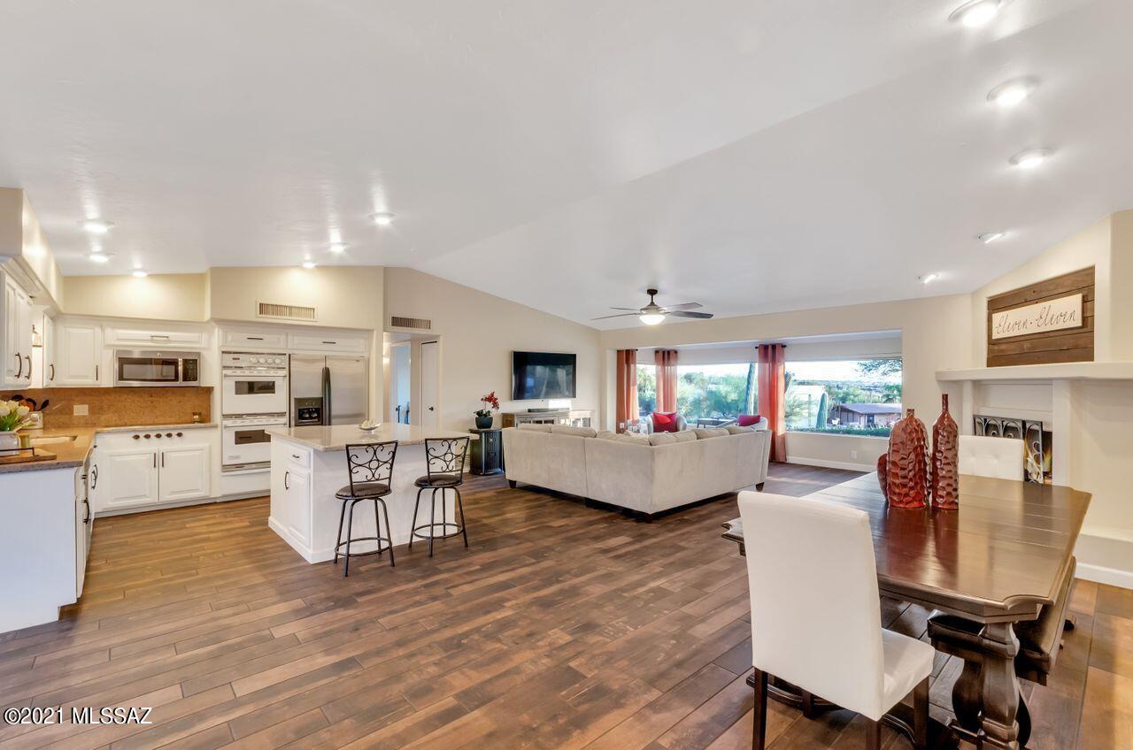 Rancho Feliz (442-647) - Residential