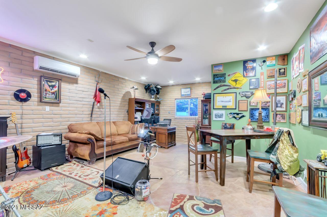 Rancho Feliz (442-647) - Residential