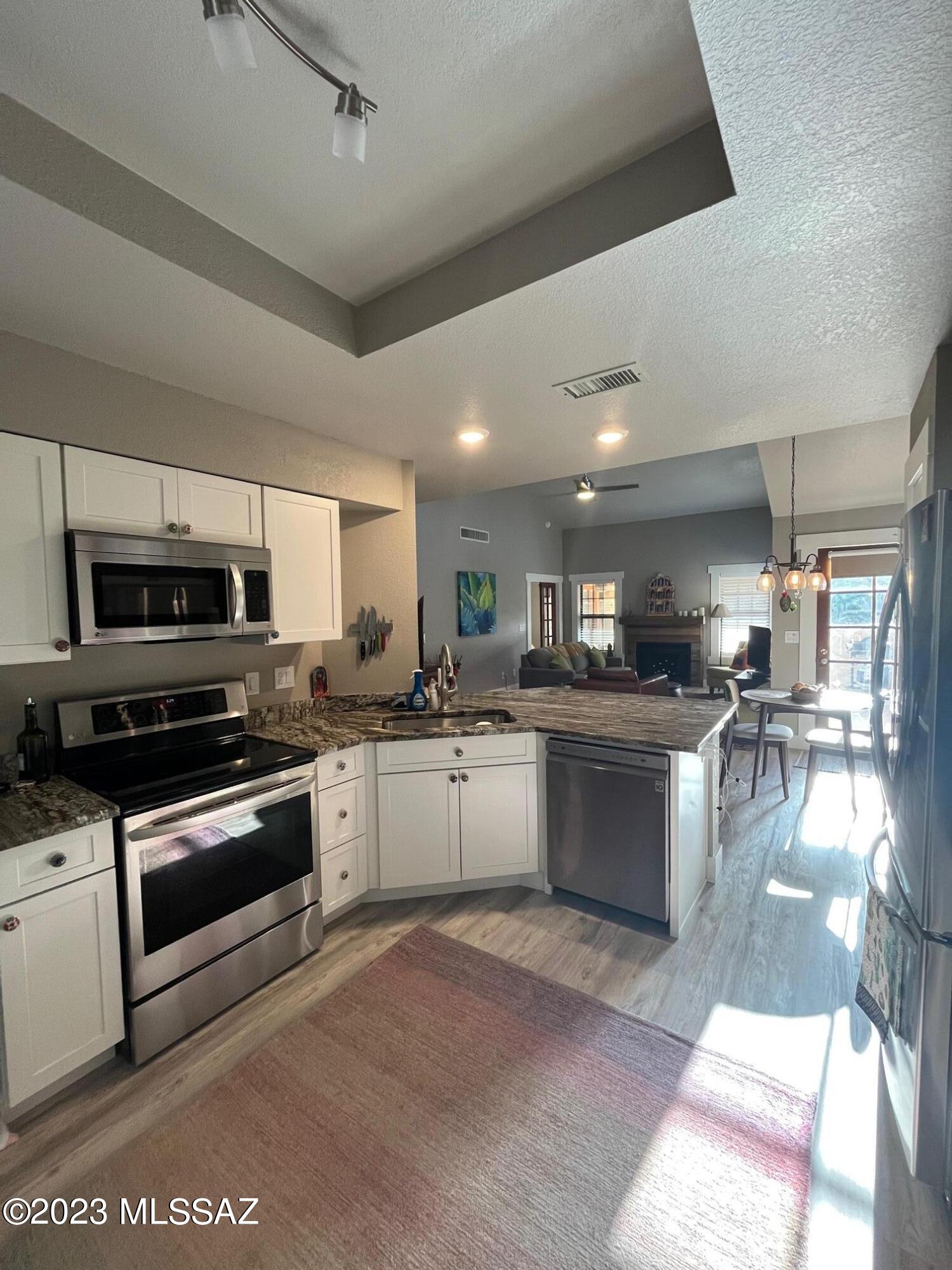 Horizon Heights Condominiums - Residential