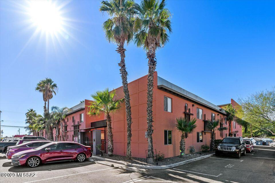 10th Street Condominiums - Residential Lease