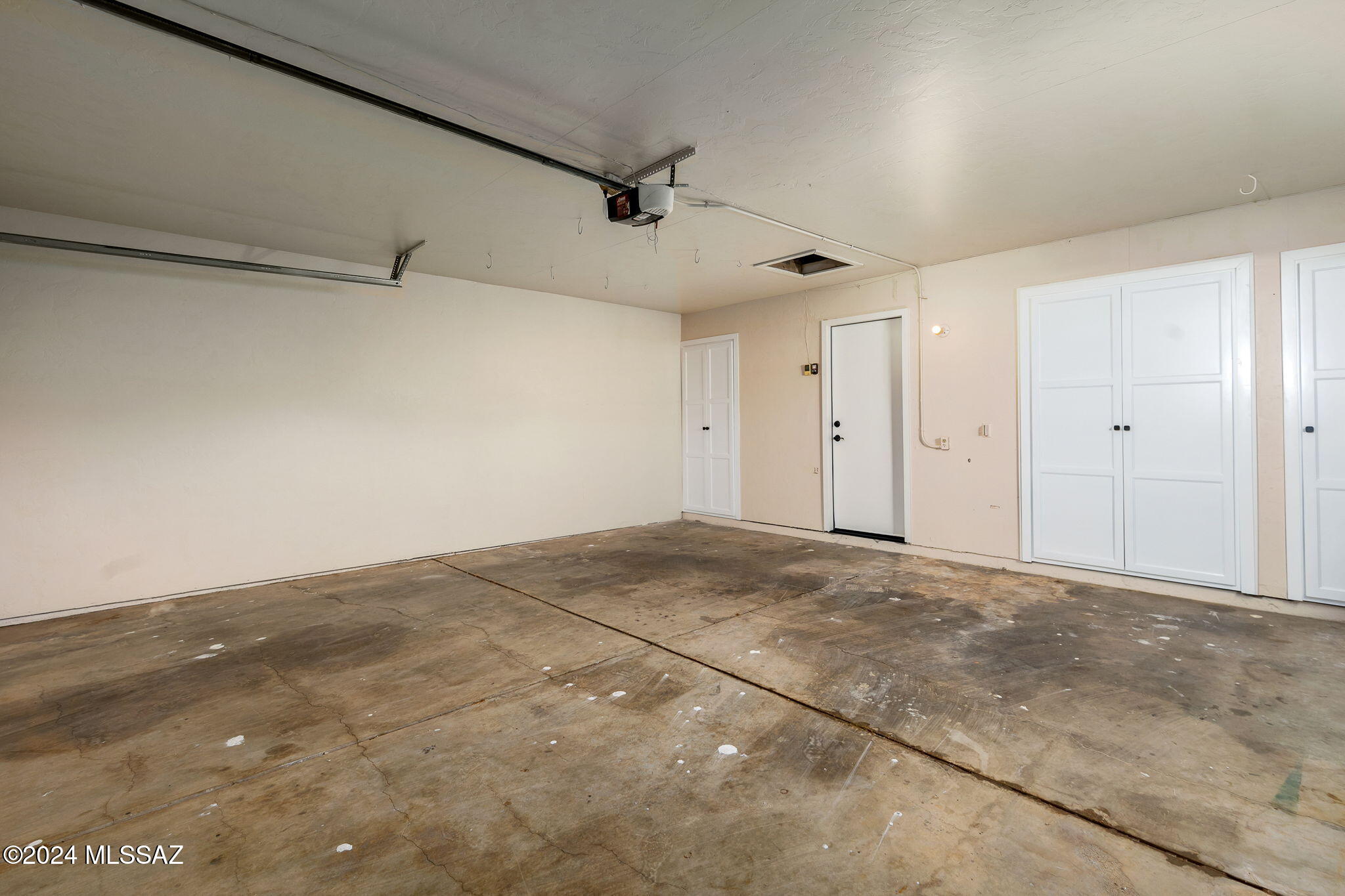 Rancho Sierra (147-298) - Residential