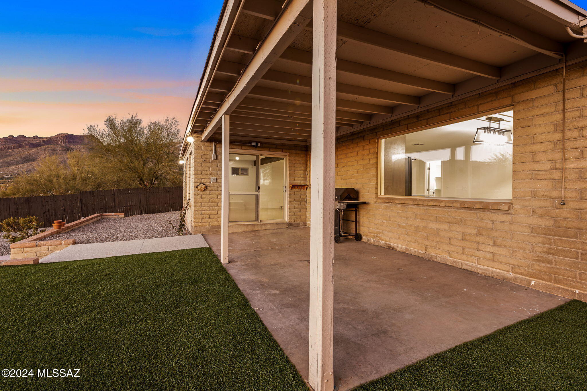 Rancho Sierra (147-298) - Residential