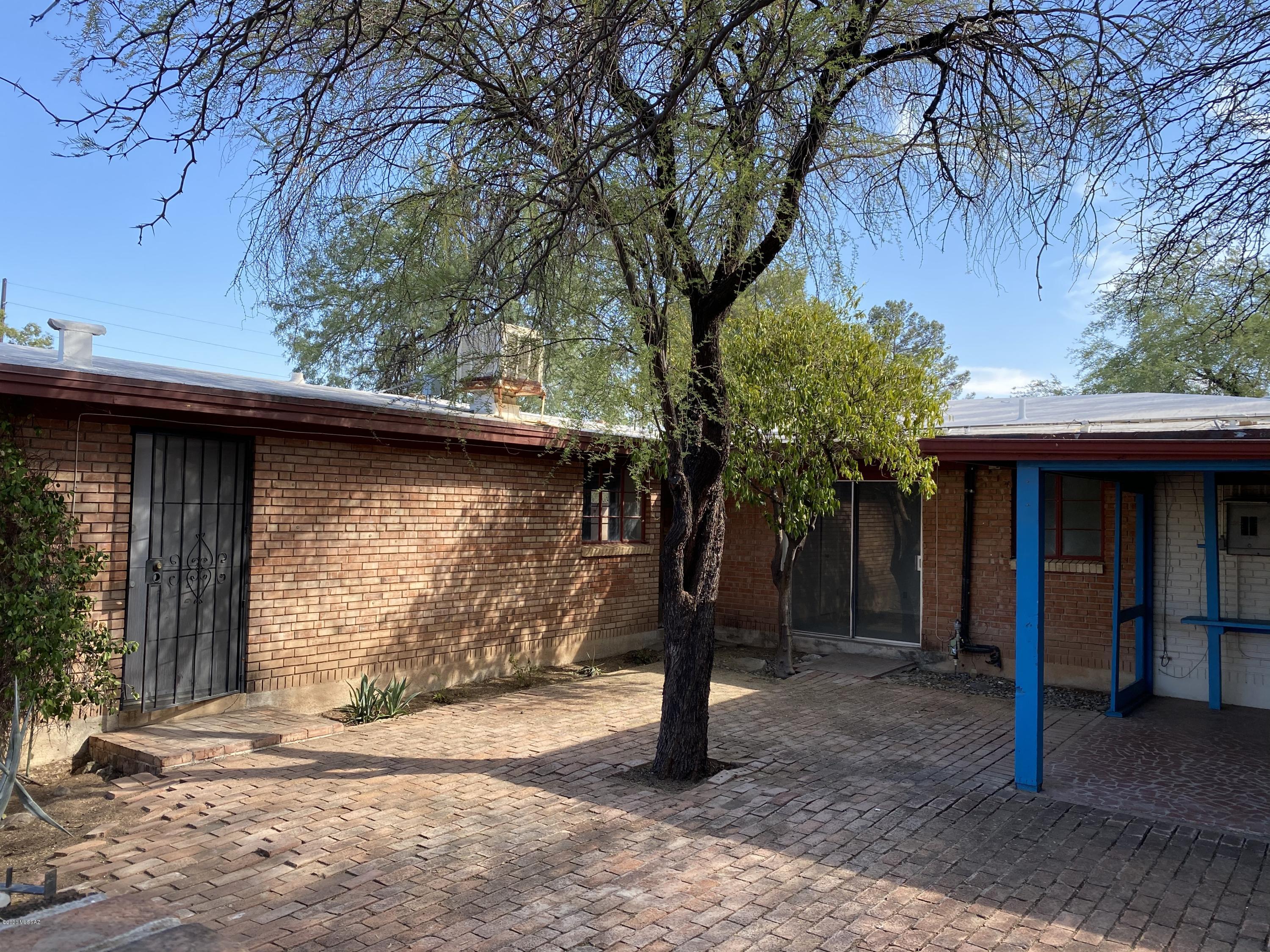 Loretta Heights - Residential