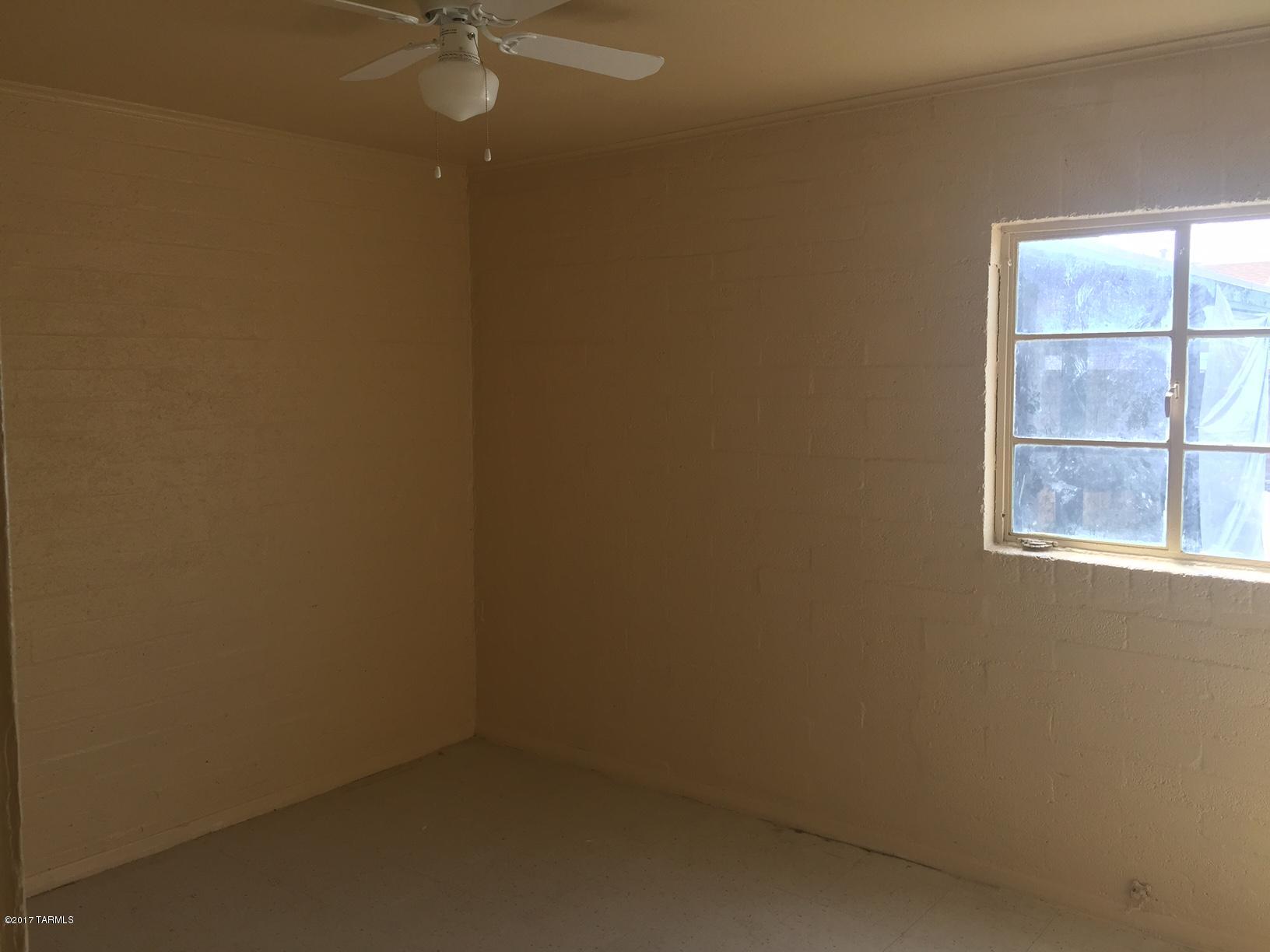 Sunland Gardens Amended - Residential Lease