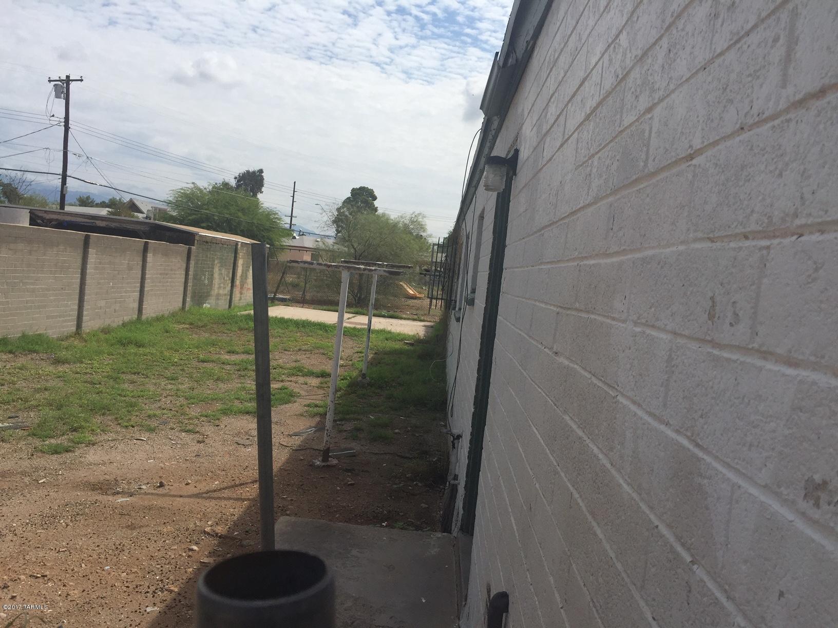 Sunland Gardens Amended - Residential Lease