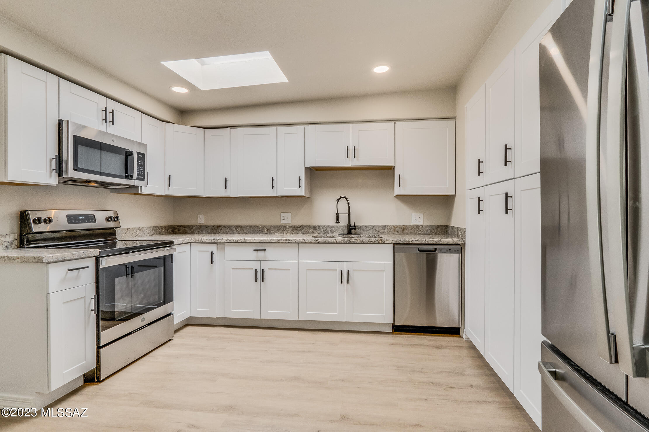 Bravo 1 (420-533) - Residential