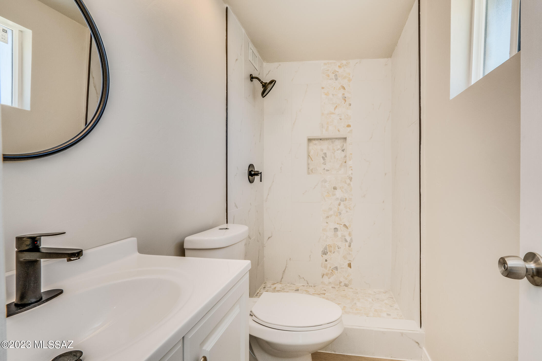 Bravo 1 (420-533) - Residential