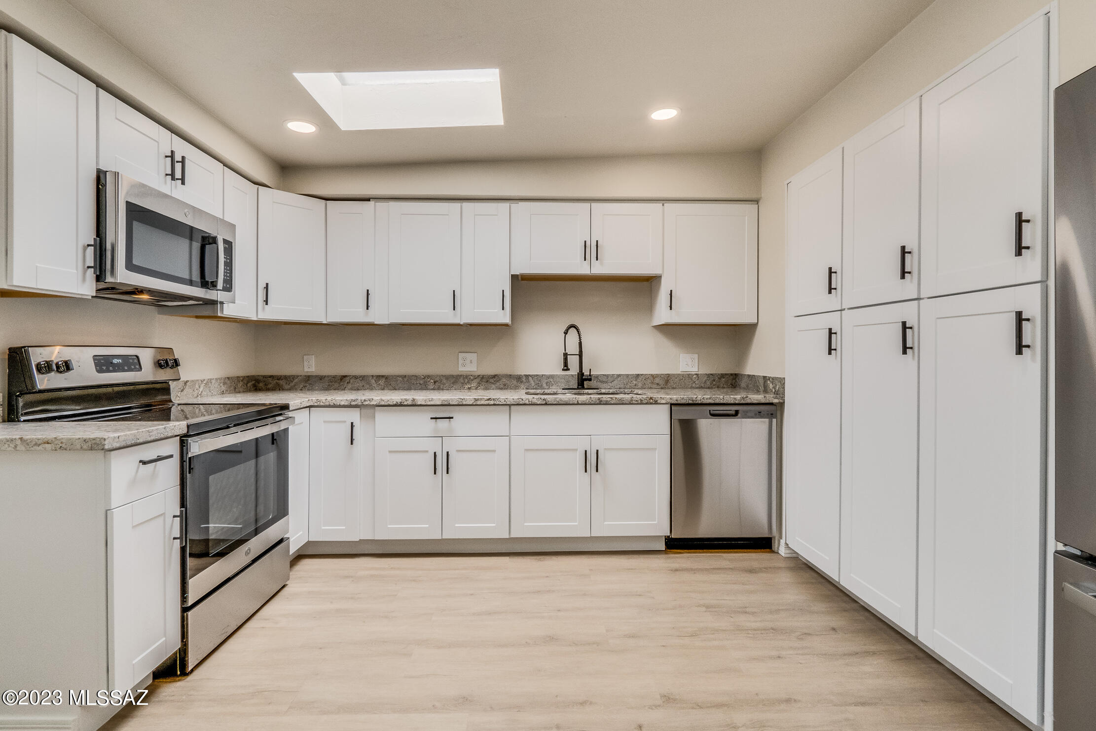 Bravo 1 (420-533) - Residential