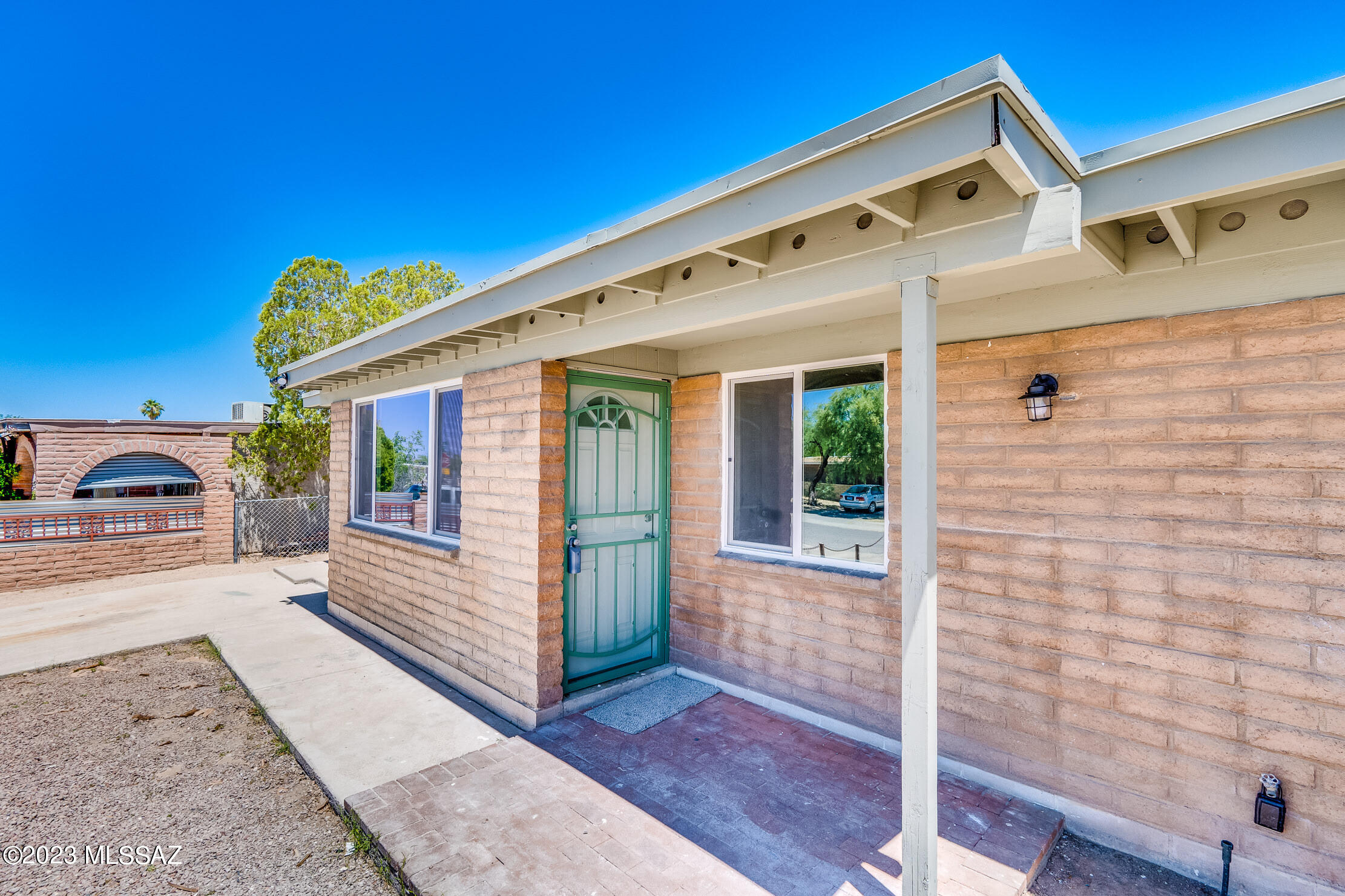 Bravo 1 (420-533) - Residential