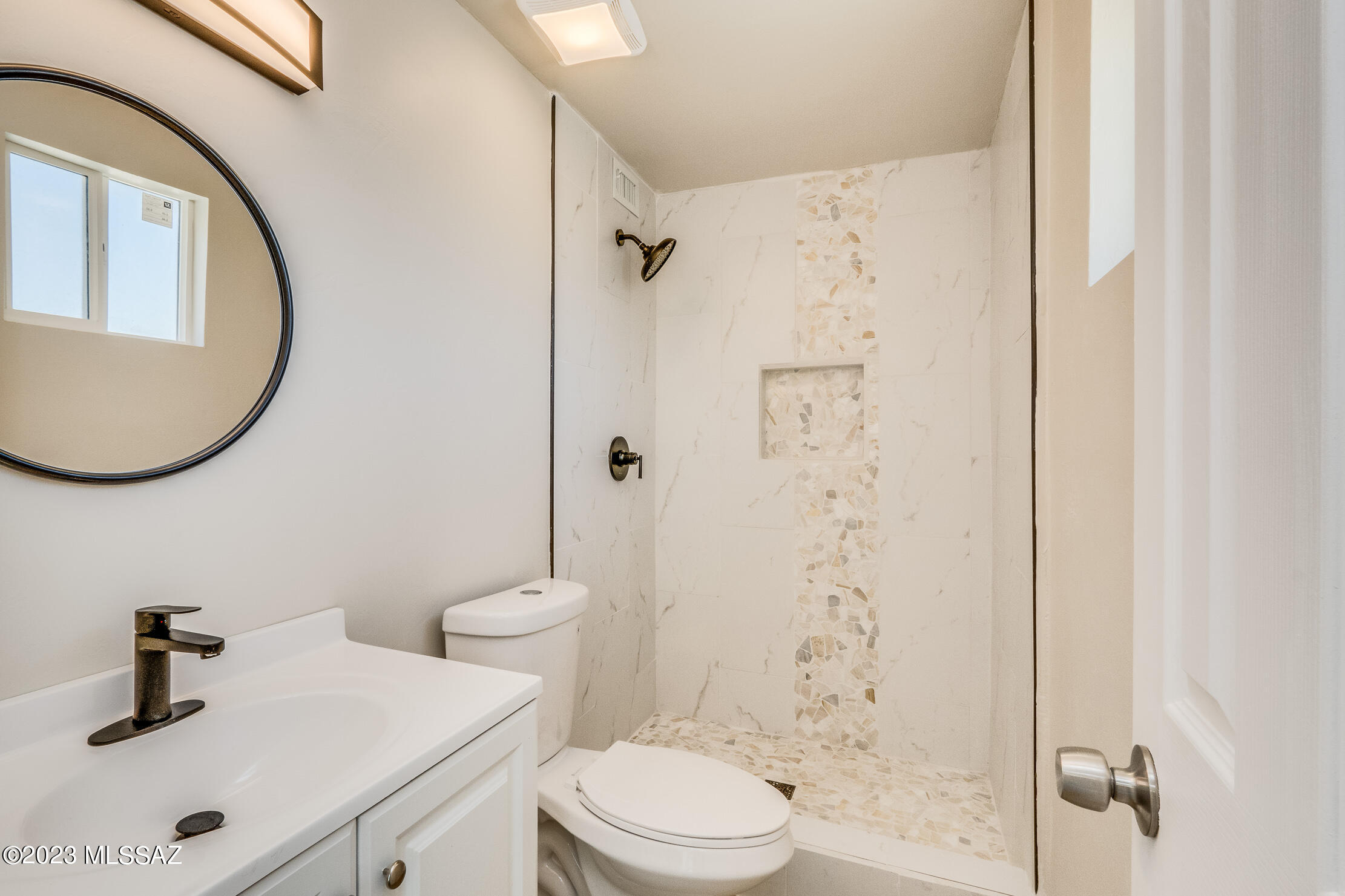 Bravo 1 (420-533) - Residential