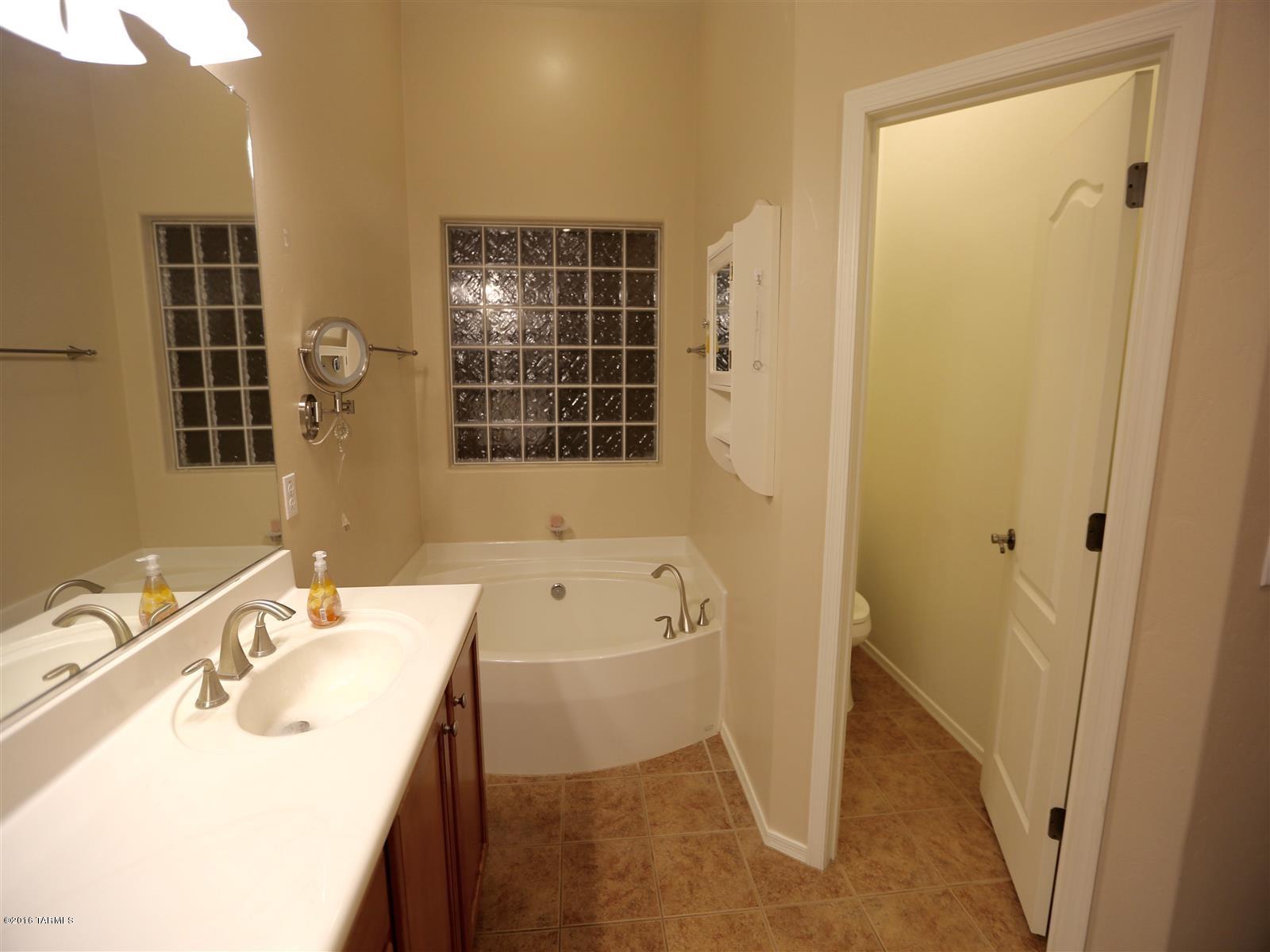 Continental Reserve Blk. 1 & 7 (1-61) - Residential