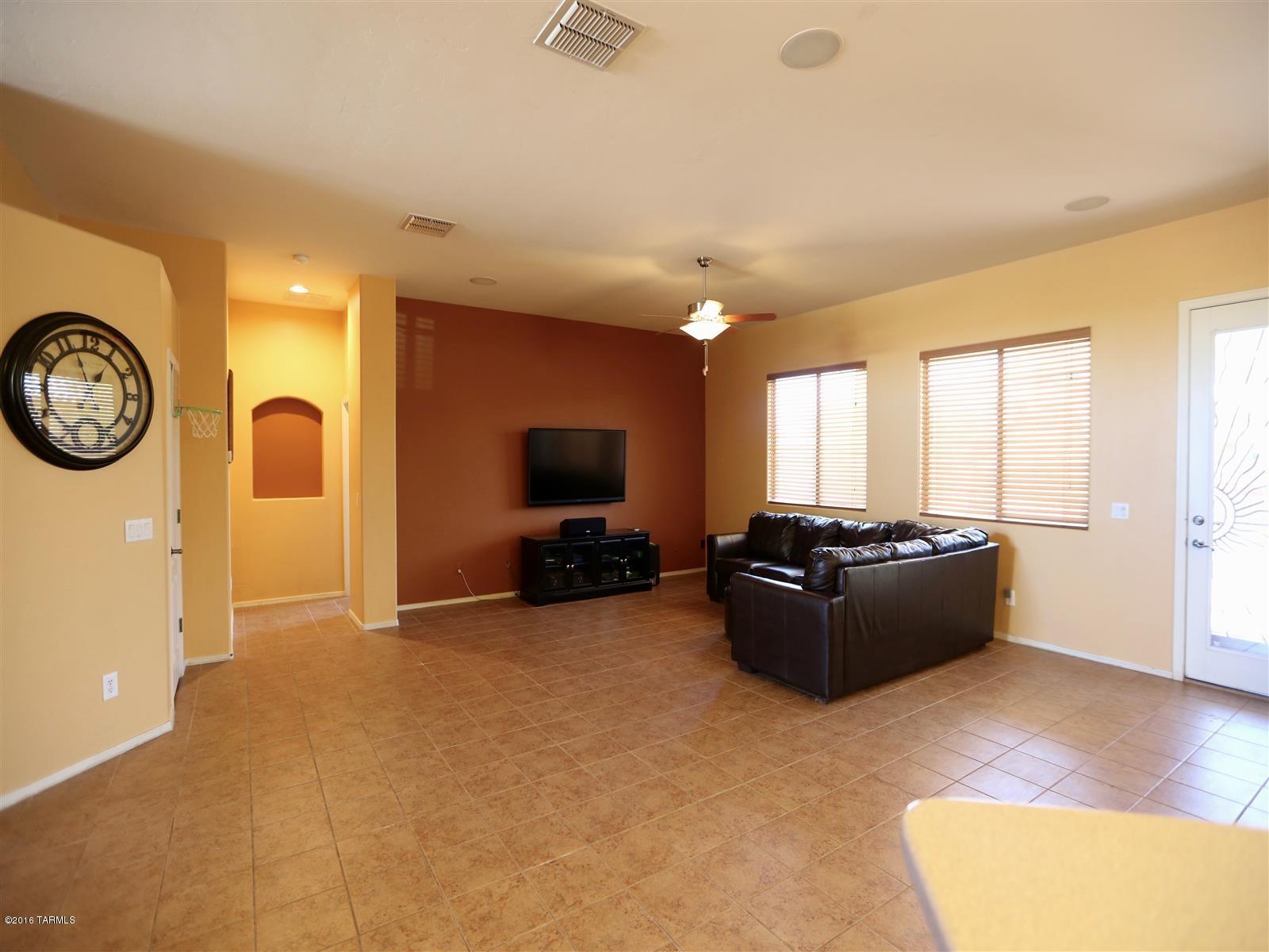 Continental Reserve Blk. 1 & 7 (1-61) - Residential