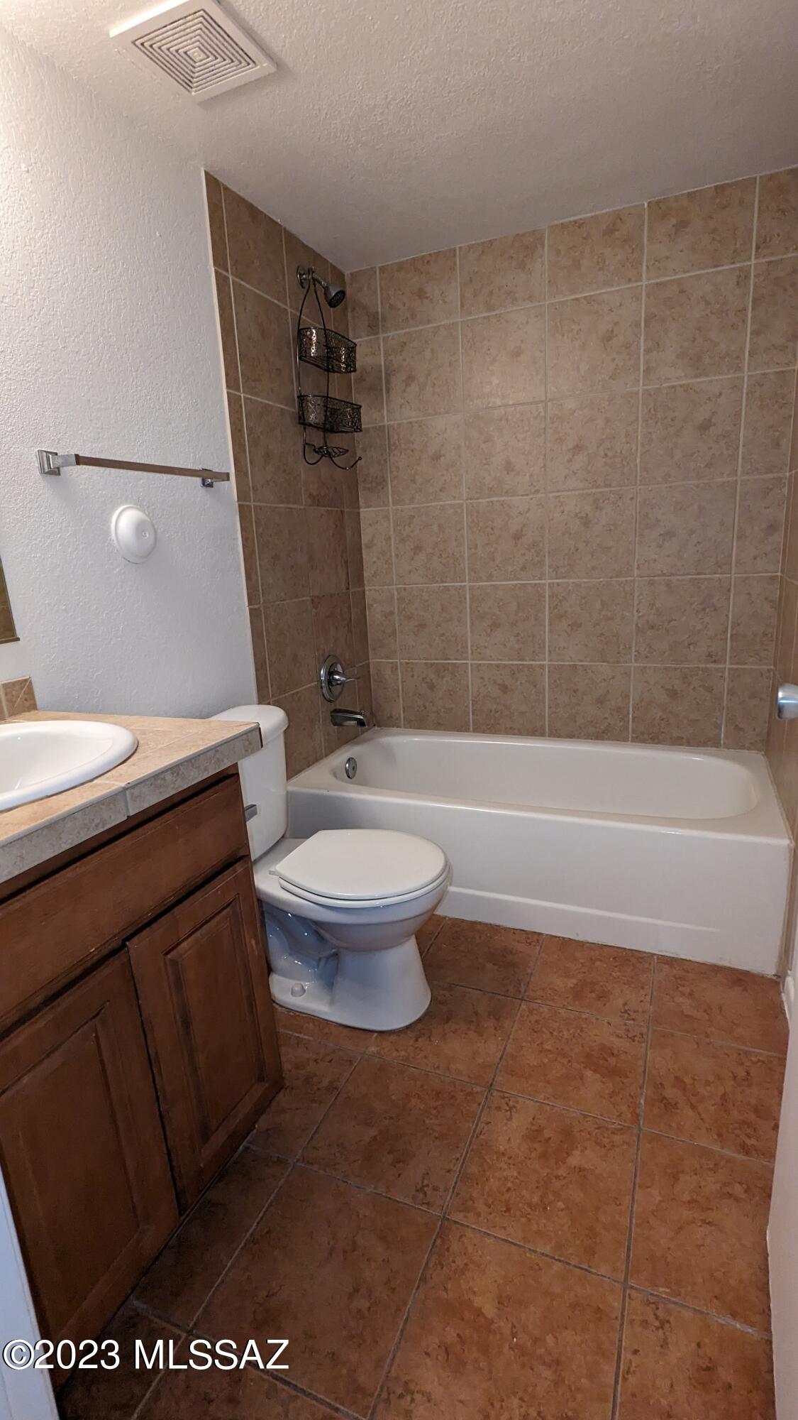 Casa Club Condominium - Residential Lease
