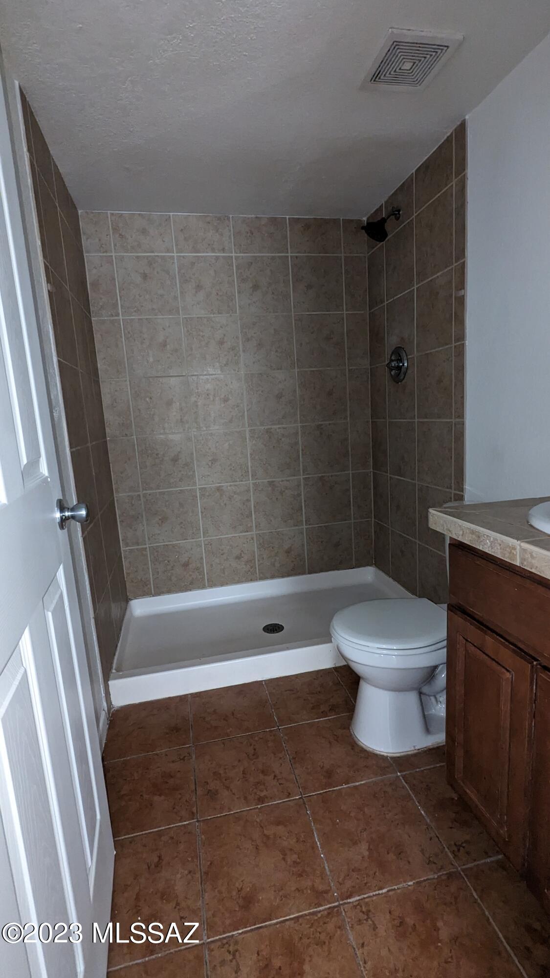 Casa Club Condominium - Residential Lease