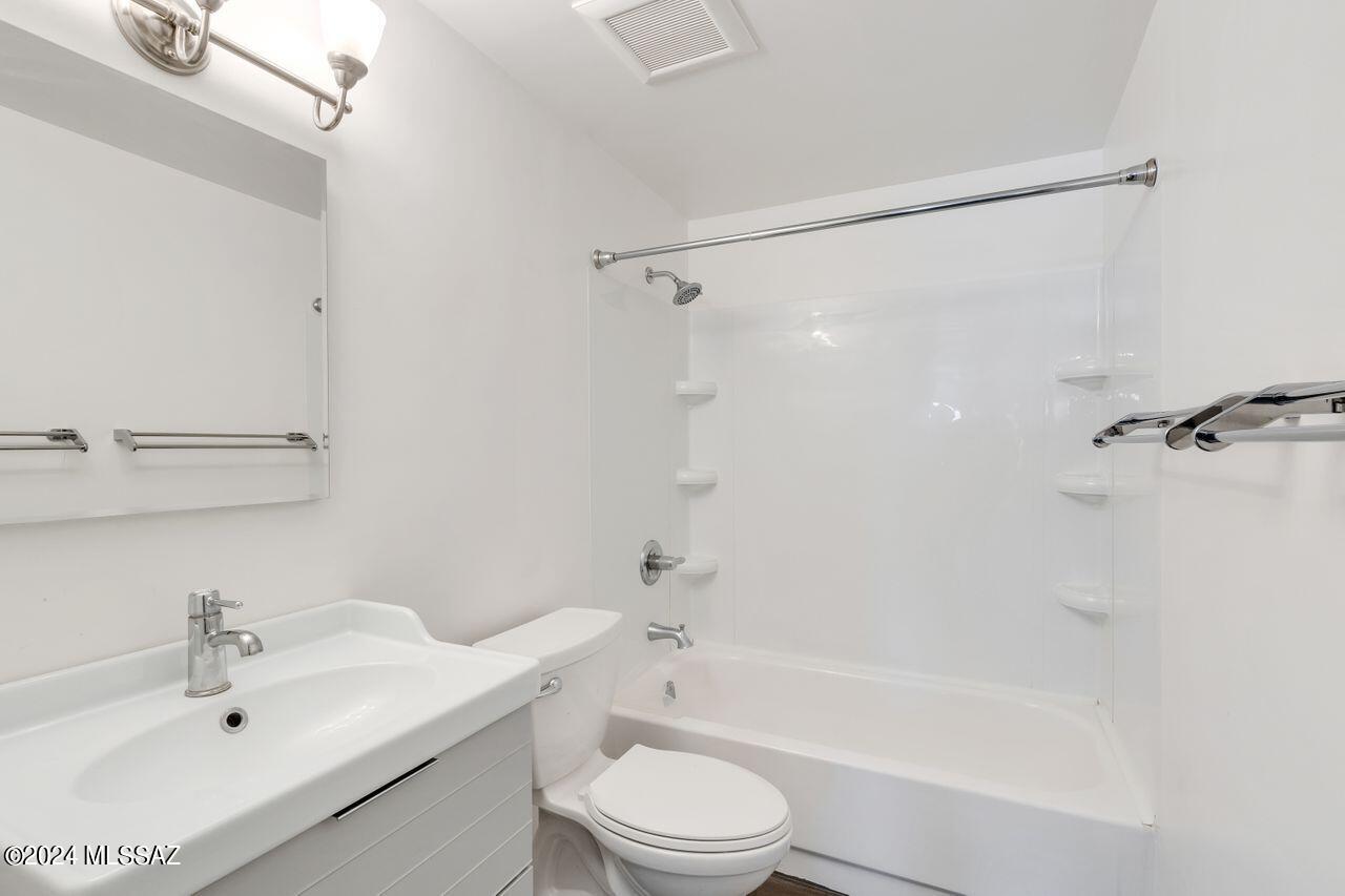 Casas Adobes Park (541-643) - Residential