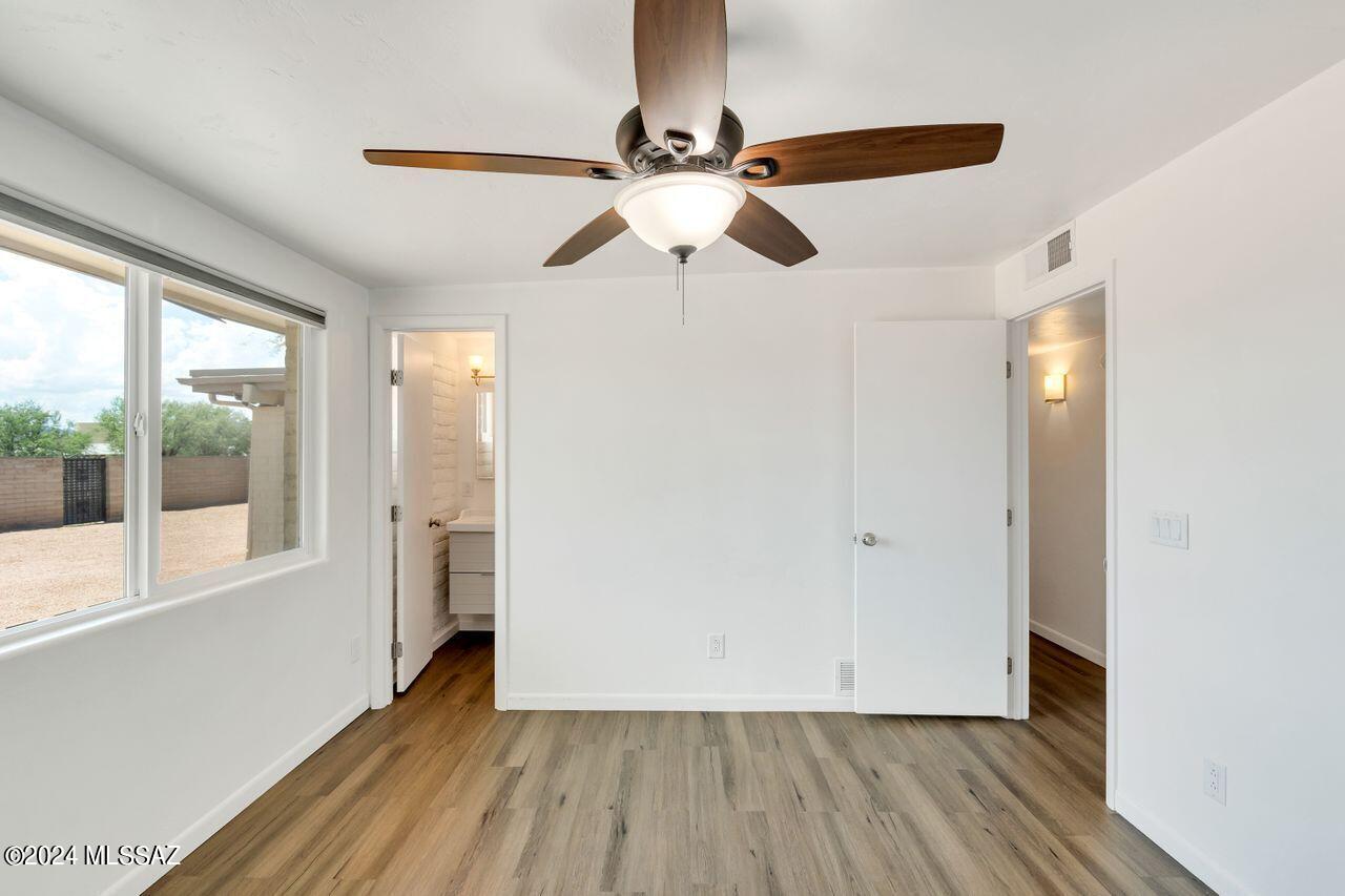 Casas Adobes Park (541-643) - Residential