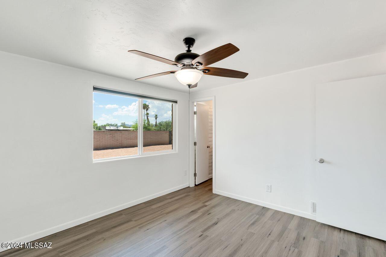 Casas Adobes Park (541-643) - Residential