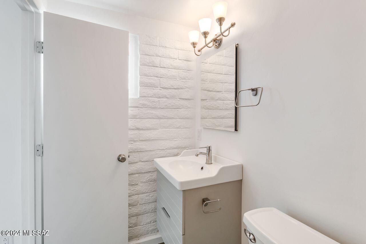 Casas Adobes Park (541-643) - Residential