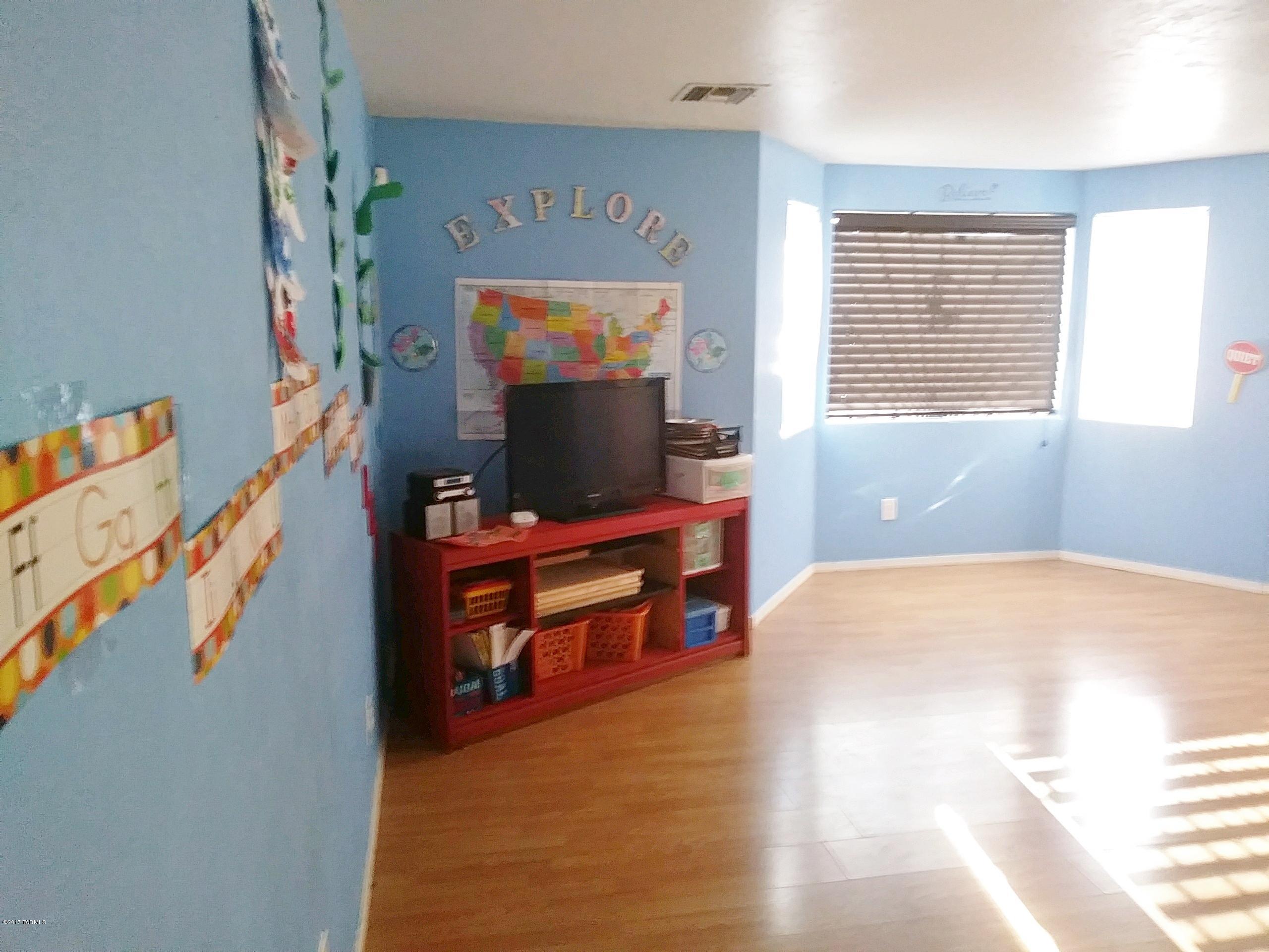 Ray Subdivision - Residential