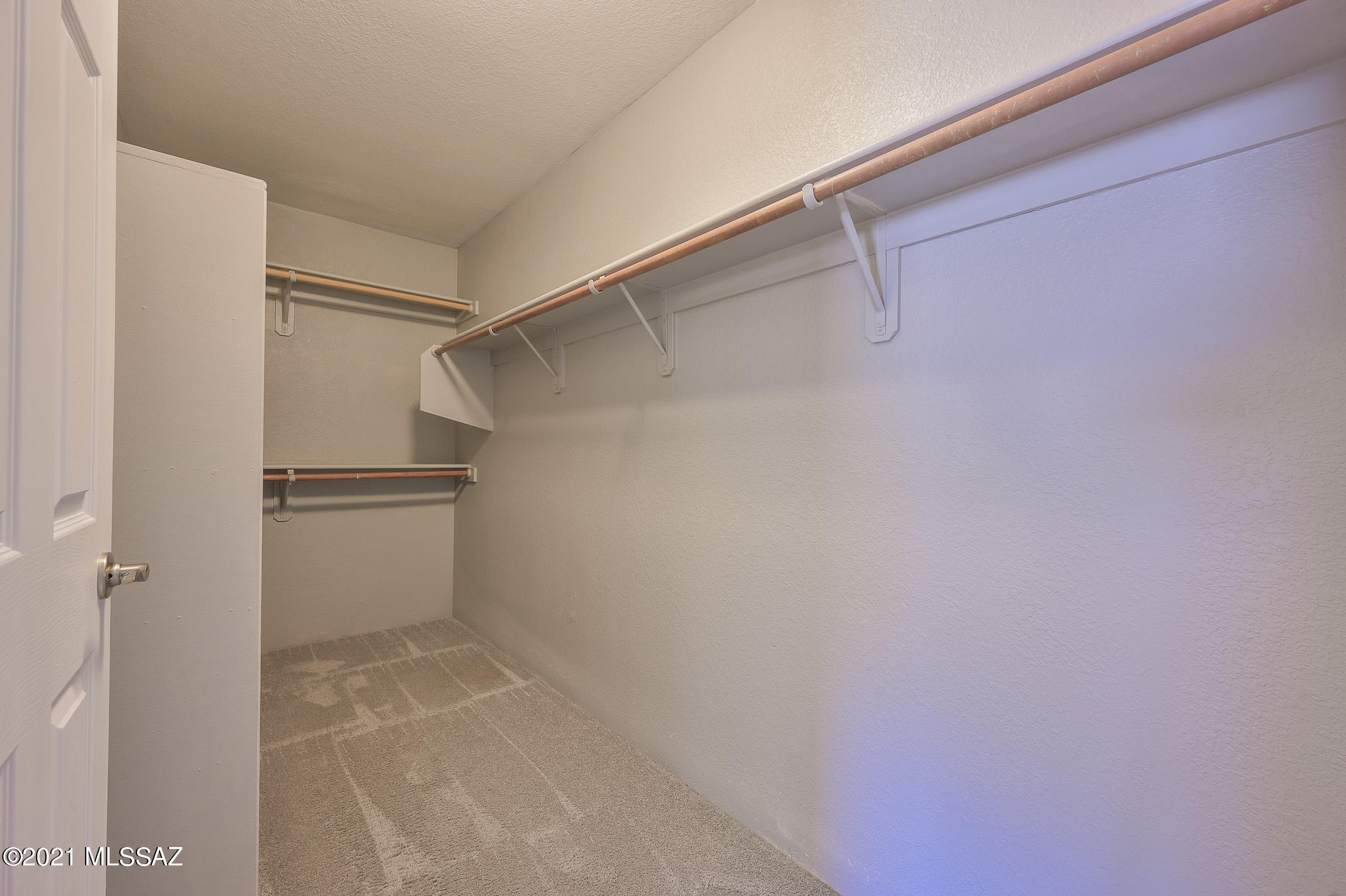 Harrison Shadows (1-42) - Residential