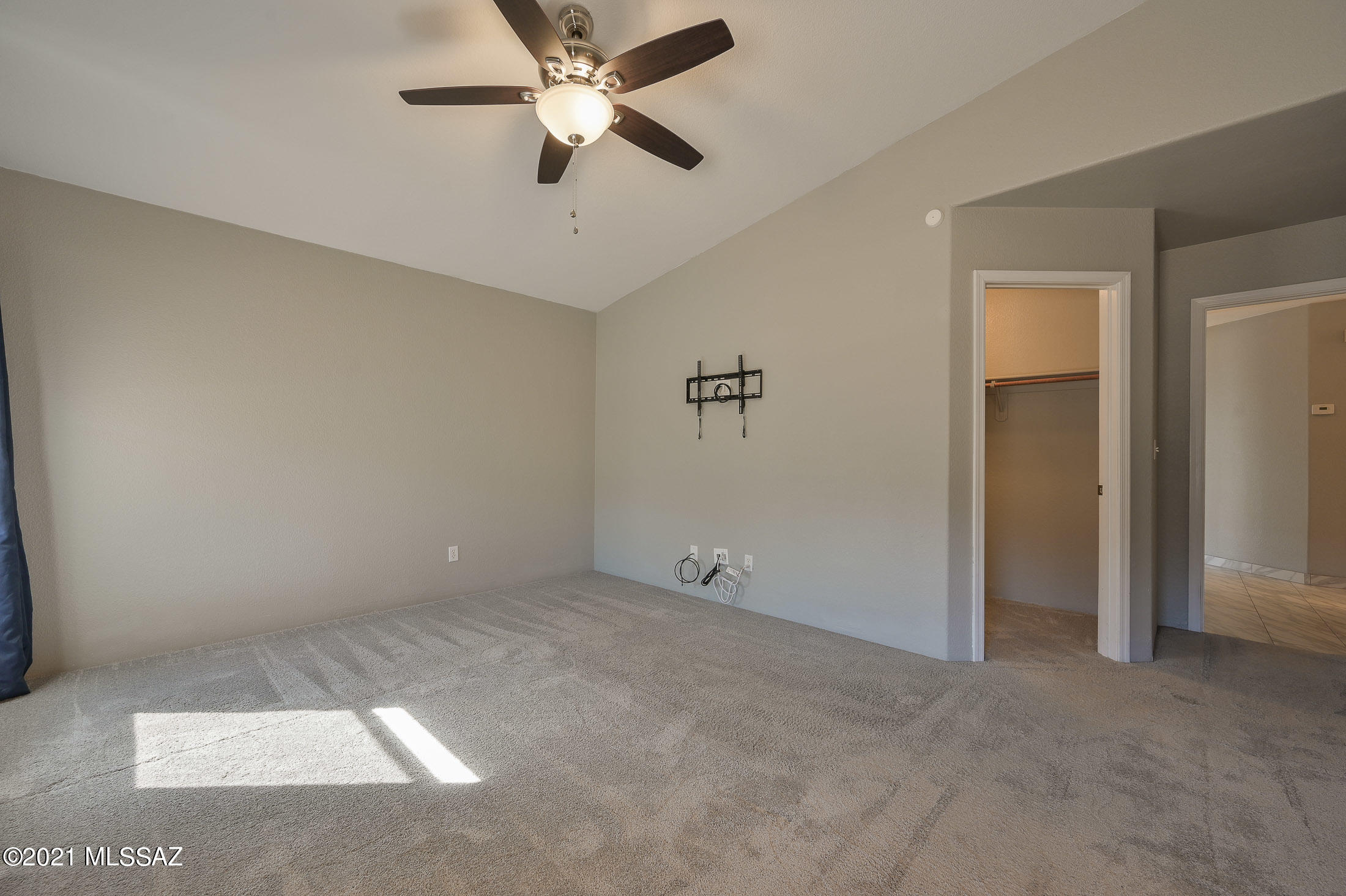 Harrison Shadows (1-42) - Residential