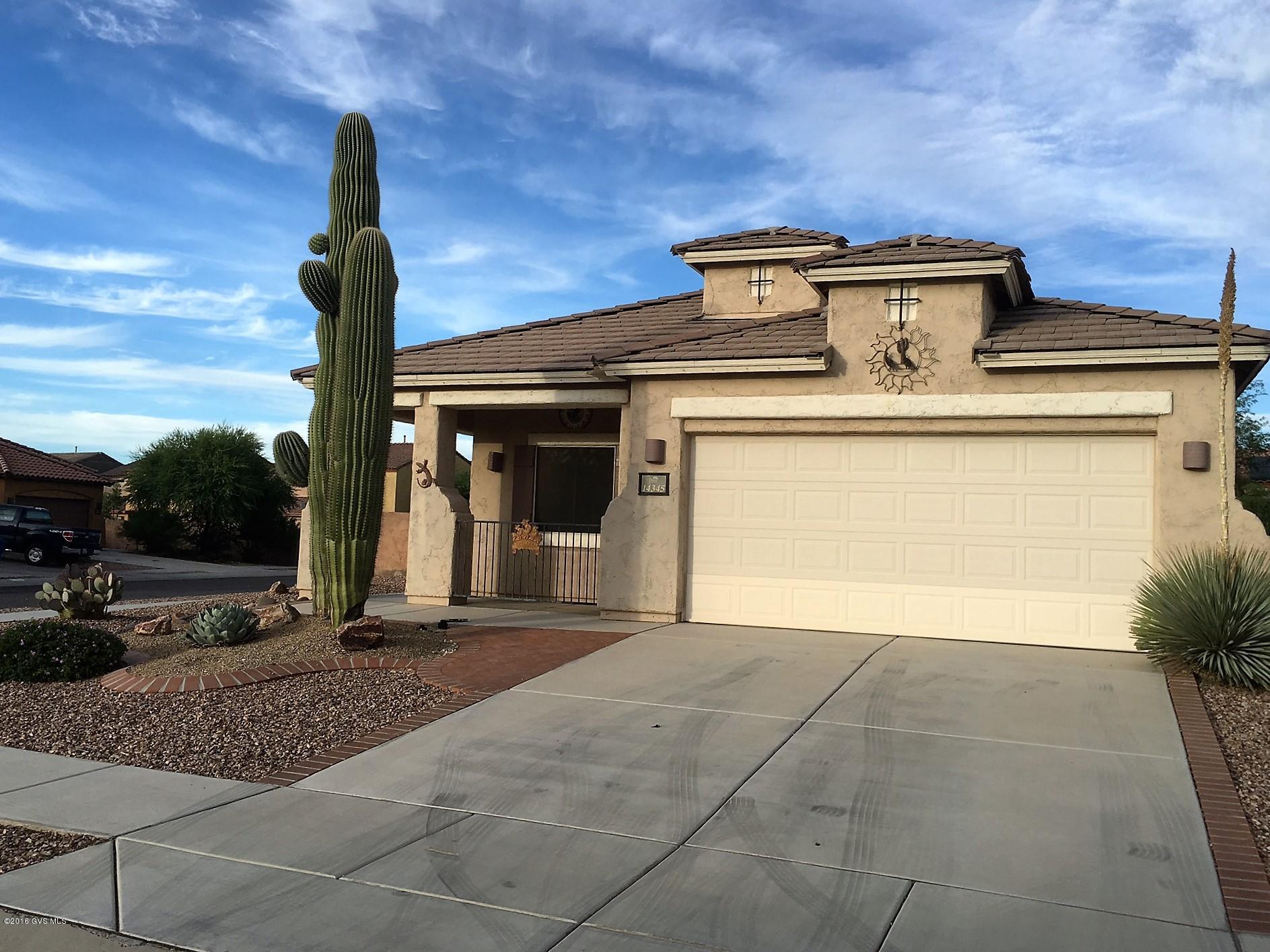 Well maintained home on large corner lot across from a picturesque neighborhood park. The home offers upgraded tile in wet areas, laminate wood flooring in the living area and carpet in the bedrooms. The kitchen is spacious with a center island, drawer pull outs and a large eat in area. The master bedroom has a walk in closet, attached bath with 2 sinks and executive height vanity's and large master shower. Outside you'll find a meticulously maintained yard with an extra storage unit for gardening tools. Don't miss seeing this amazing home!