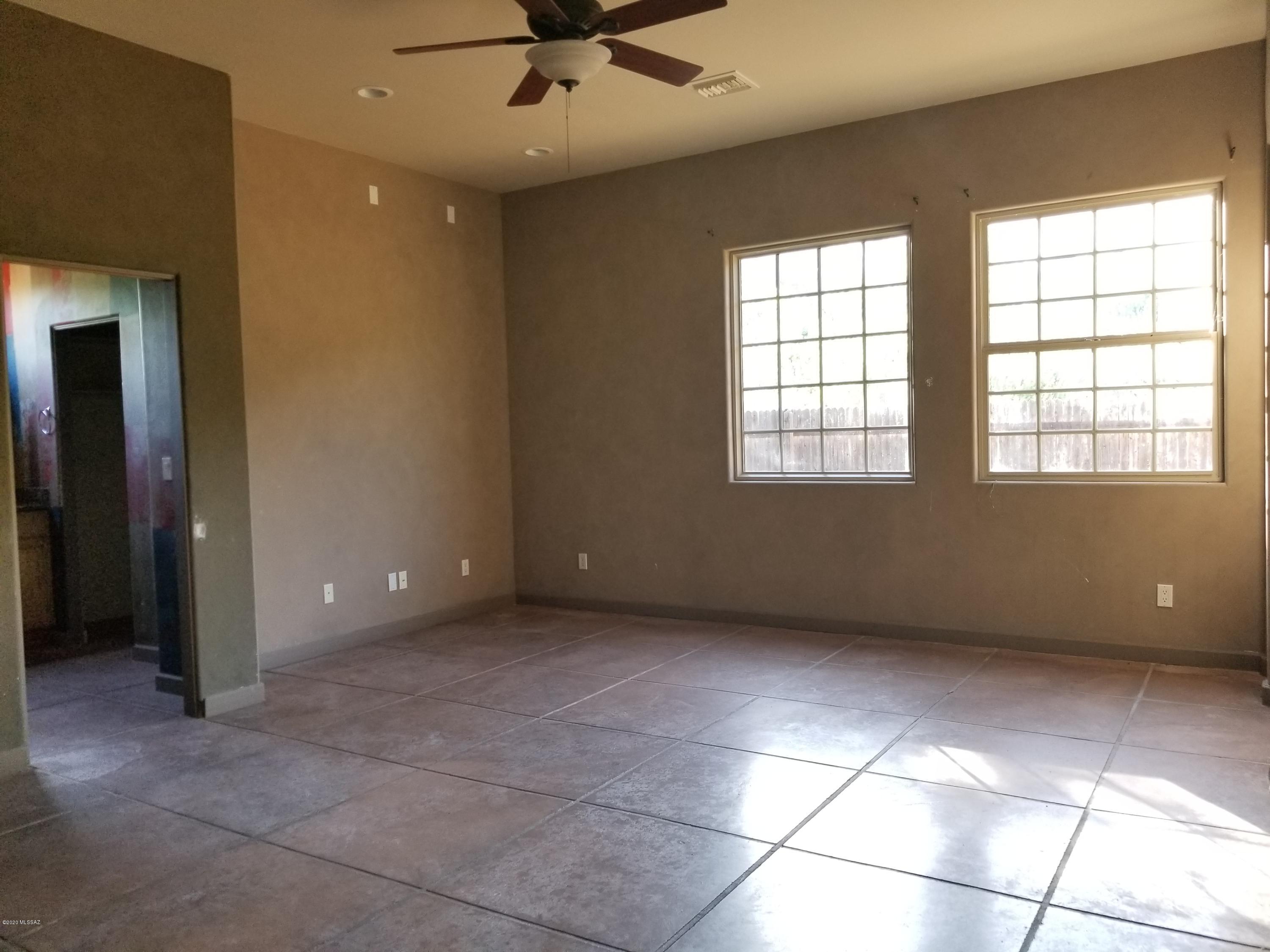 Rio Rico Villas 13 - Residential