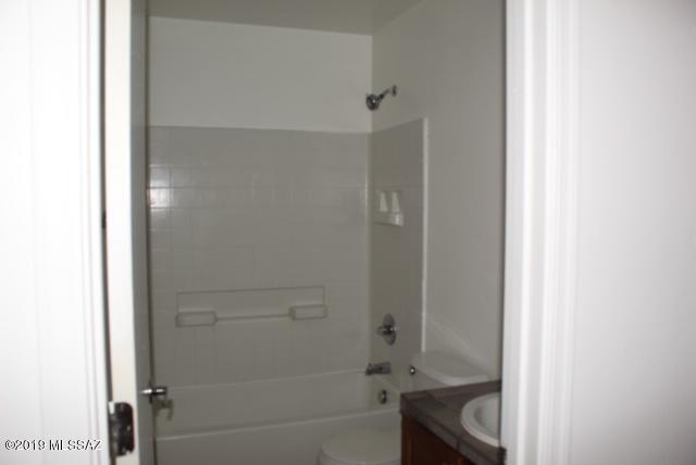 Presidio Del Cielo (1-425) - Residential Lease