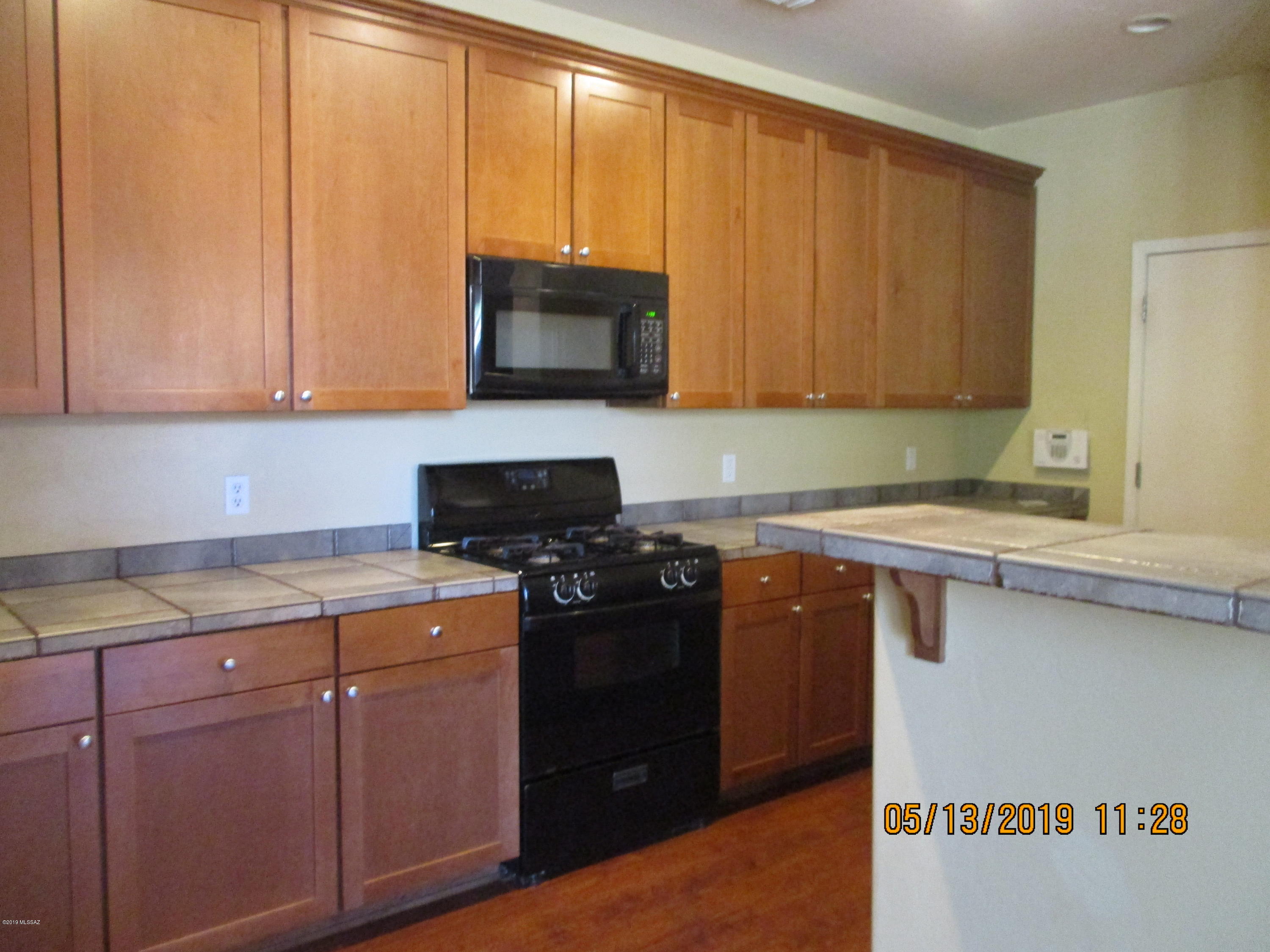 Presidio Del Cielo (1-425) - Residential Lease