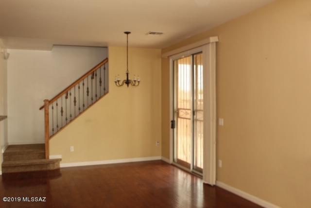 Presidio Del Cielo (1-425) - Residential Lease