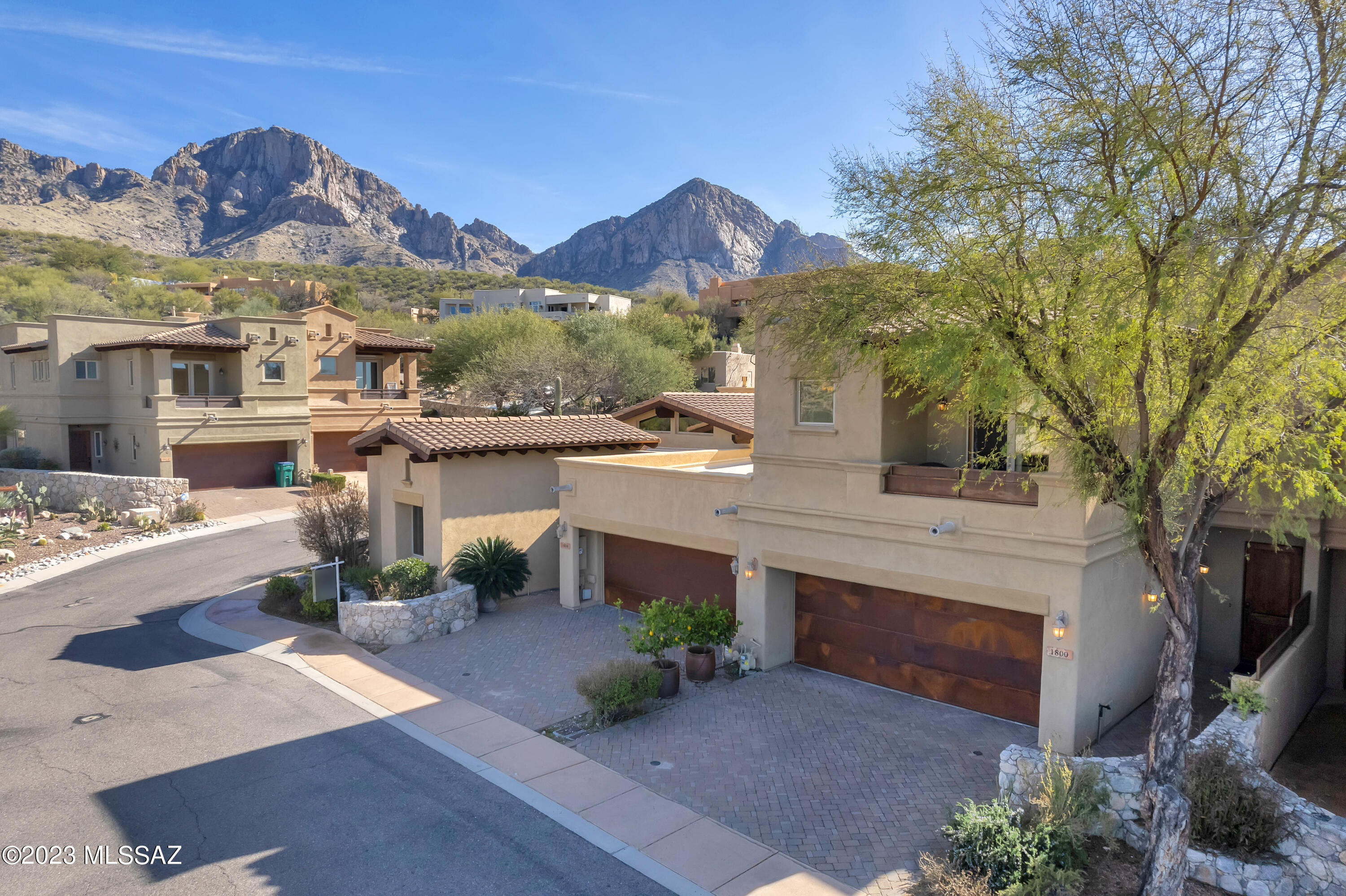 Welcome to the highly coveted La Reserve Villas. This beautiful home is nestled at the base of the Catalina Mountains with expansive views of our impressive Oro Valley, and the peaks of the Catalinas. This home boasts two primary suites with a large en suite in each. The cozy backyard provides privacy with a view of the mountains to set the stage for an early morning cup of coffee or a relaxing glass of wine in the evening. 
This luxury community borders Coronado National Forest as well as Catalina State Park. In close proximity to world-renowned resorts and golf courses as well as Tucson's famous ''Loop'' a 130-mile, walking/biking path.