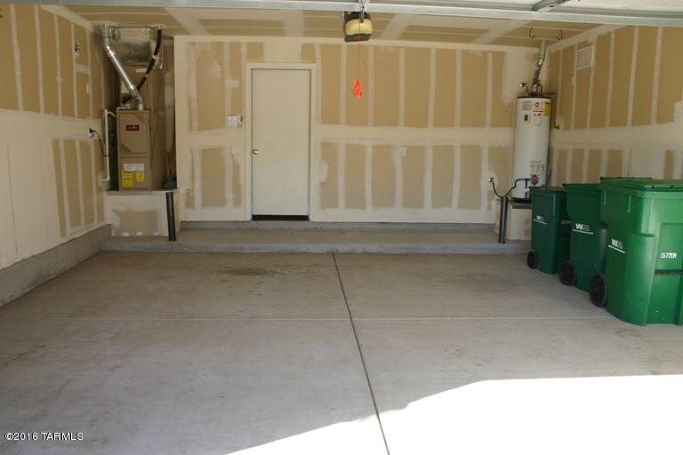 Lantana (1-23) - Residential Lease