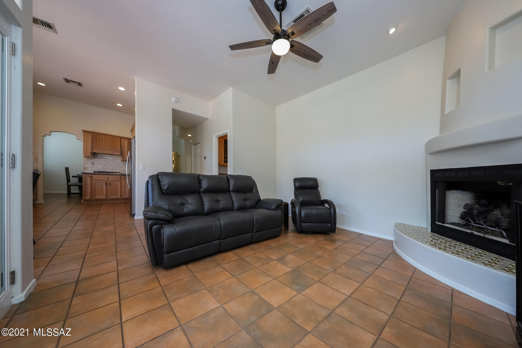 Sabino Creek (1-98) - Residential Lease