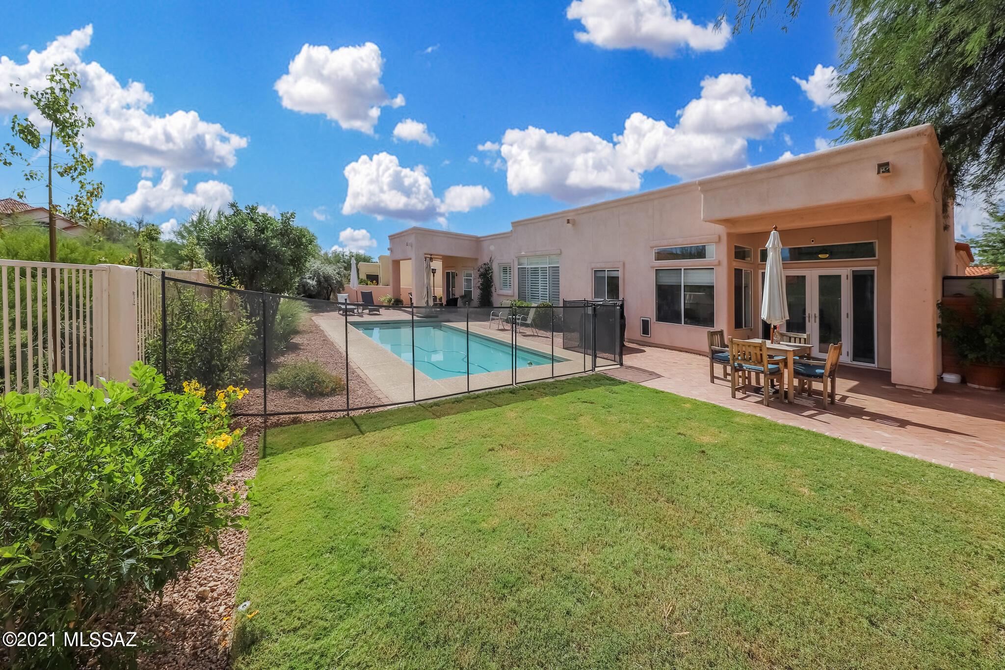 Sabino Creek (1-98) - Residential Lease