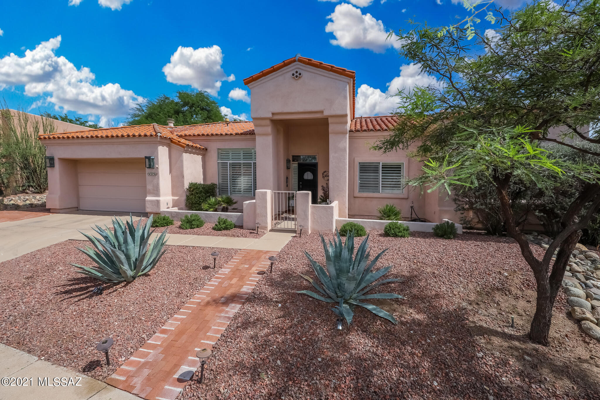 Sabino Creek (1-98) - Residential Lease