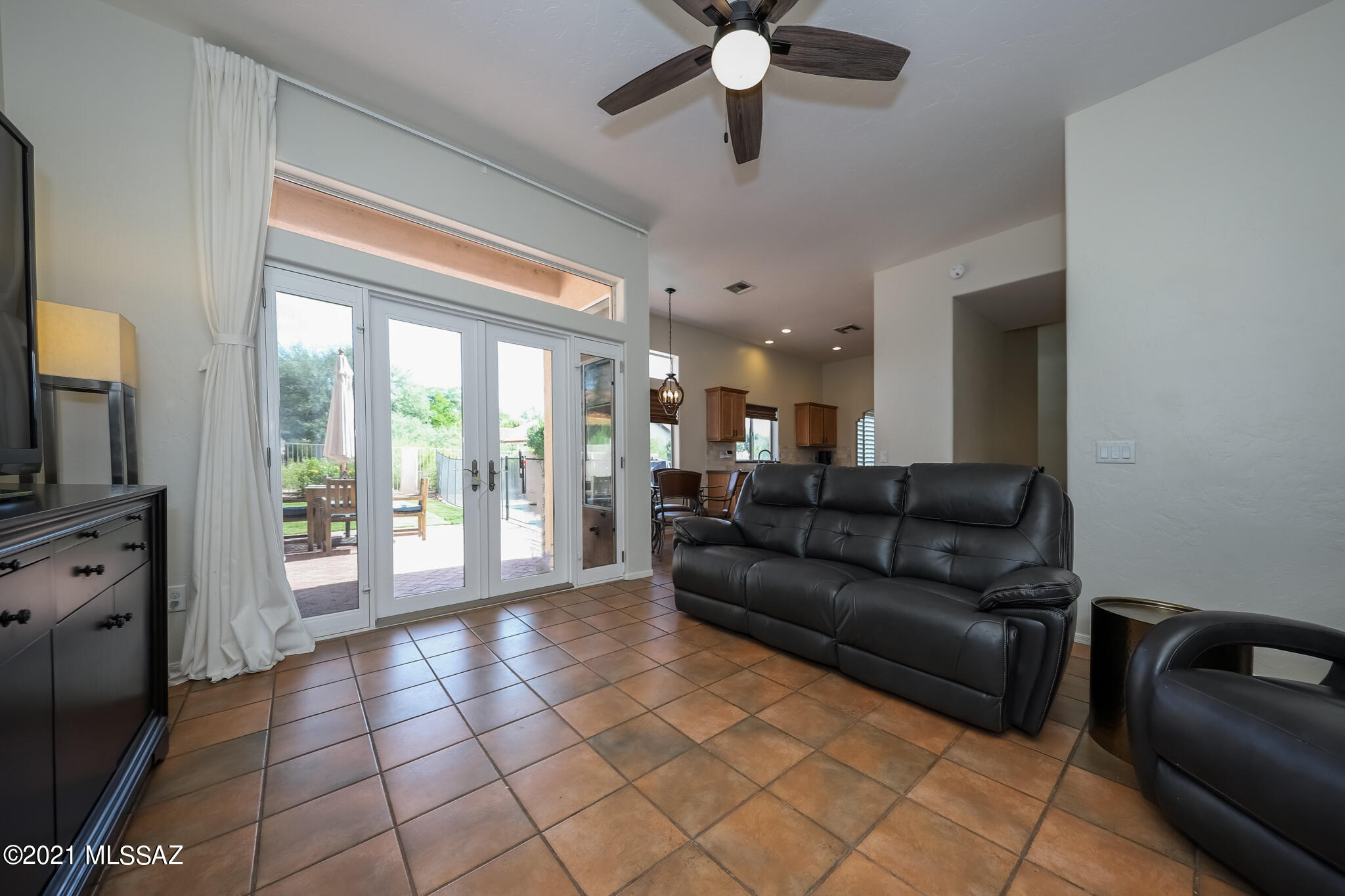 Sabino Creek (1-98) - Residential Lease