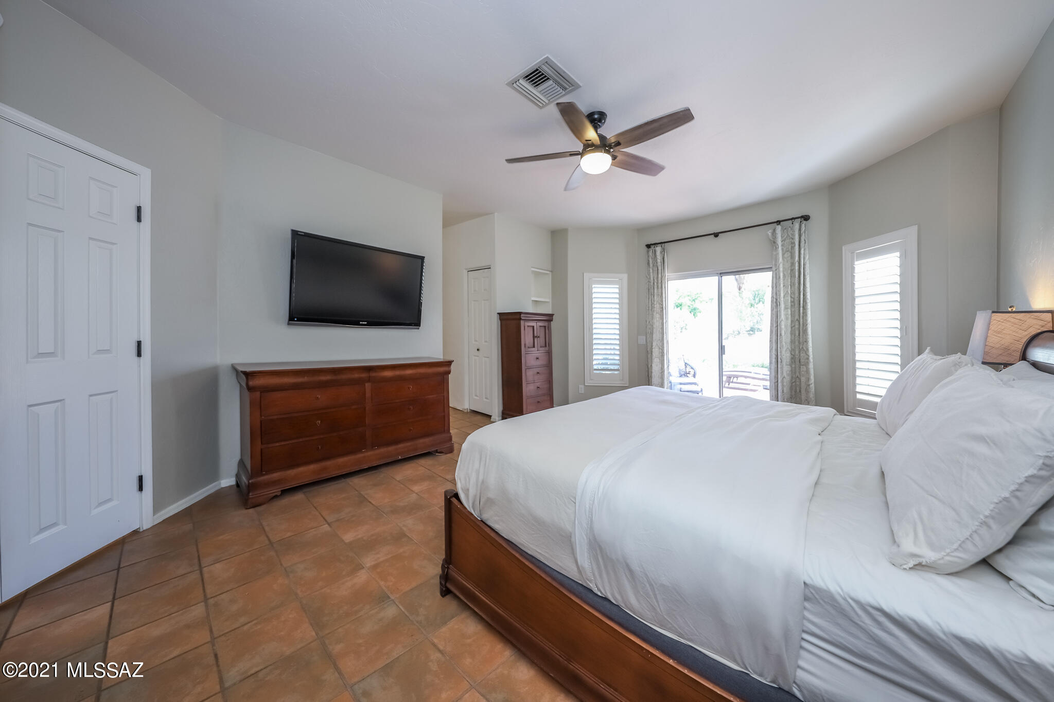 Sabino Creek (1-98) - Residential Lease