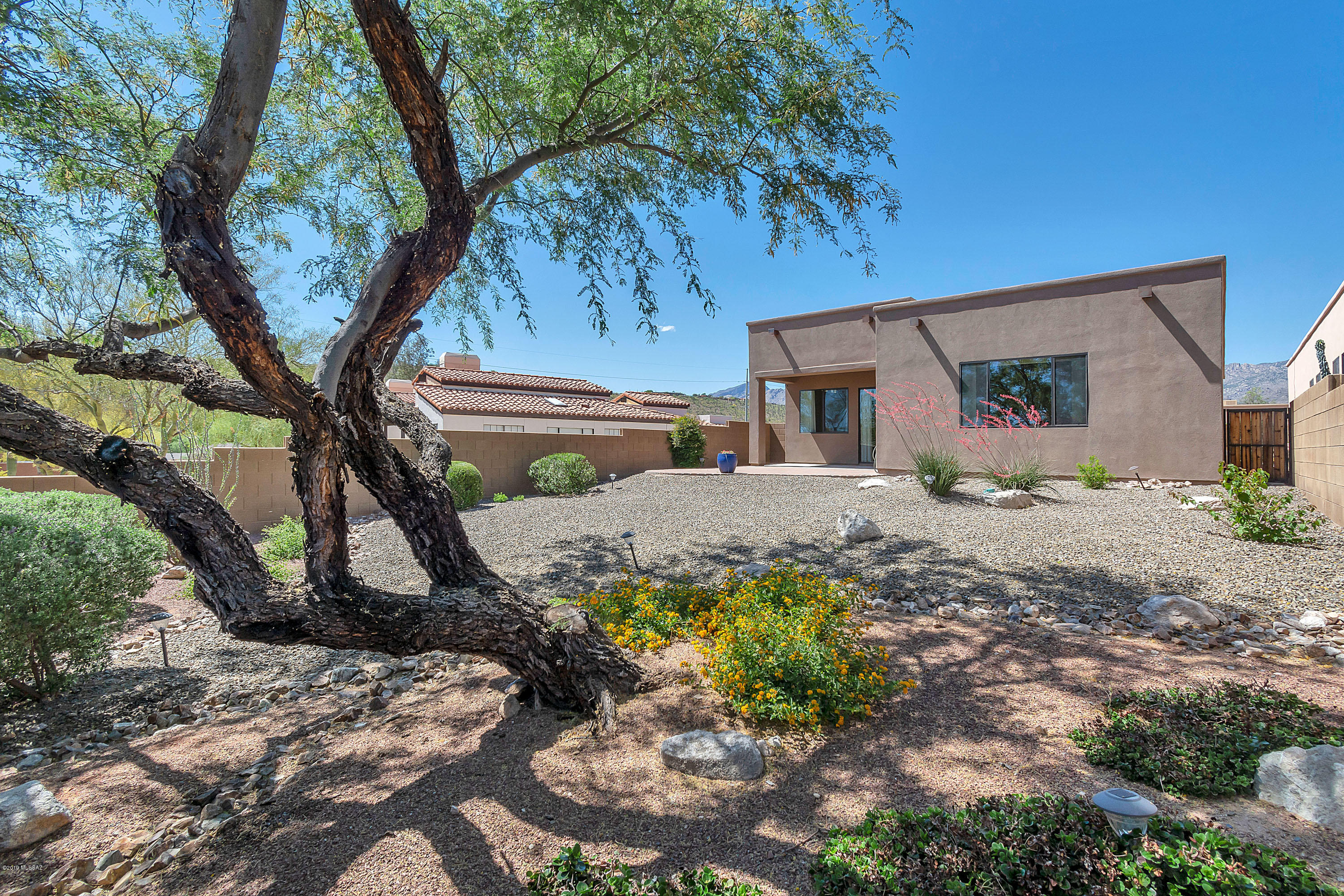 Beverly Terrace (1-18) - Residential