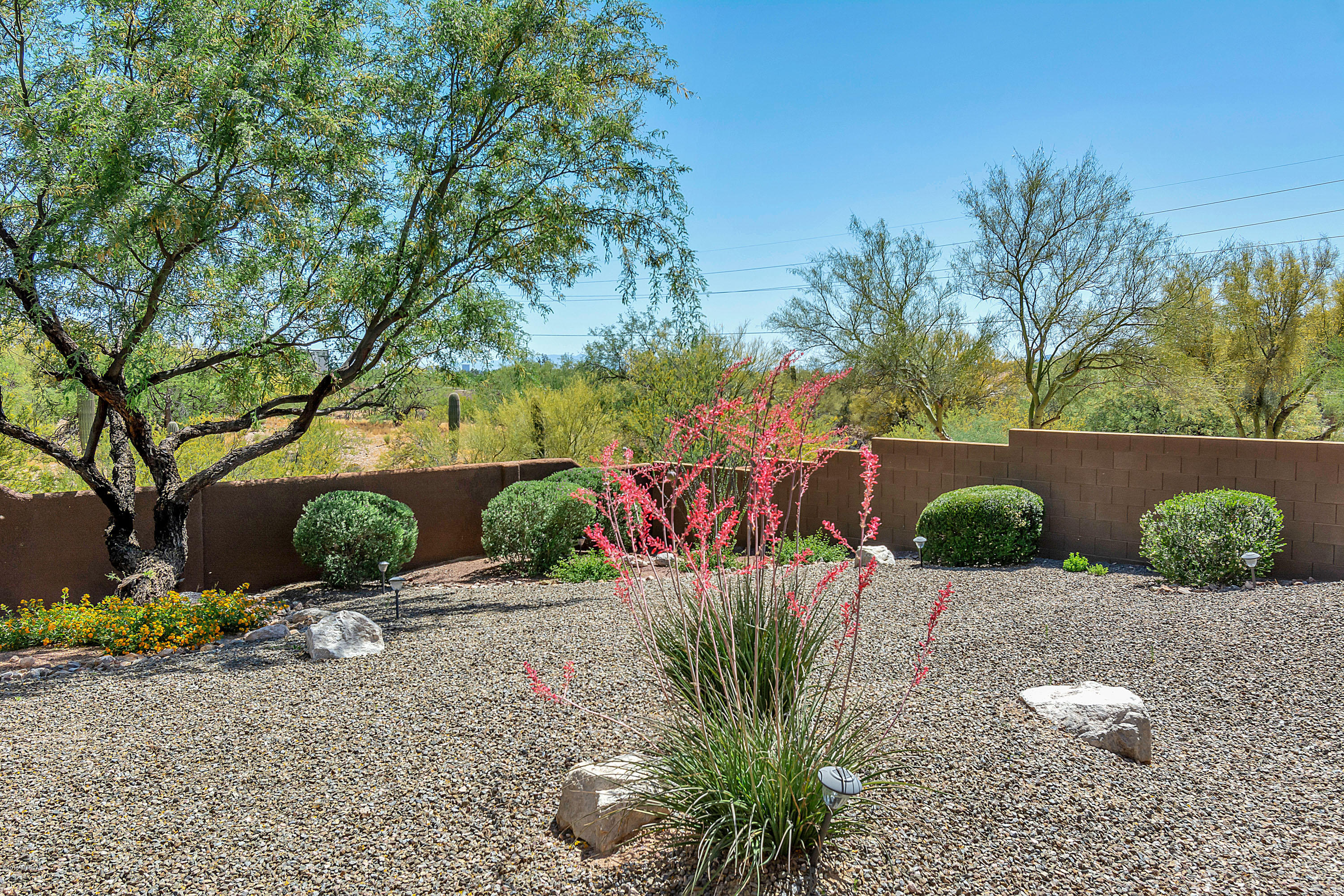 Beverly Terrace (1-18) - Residential