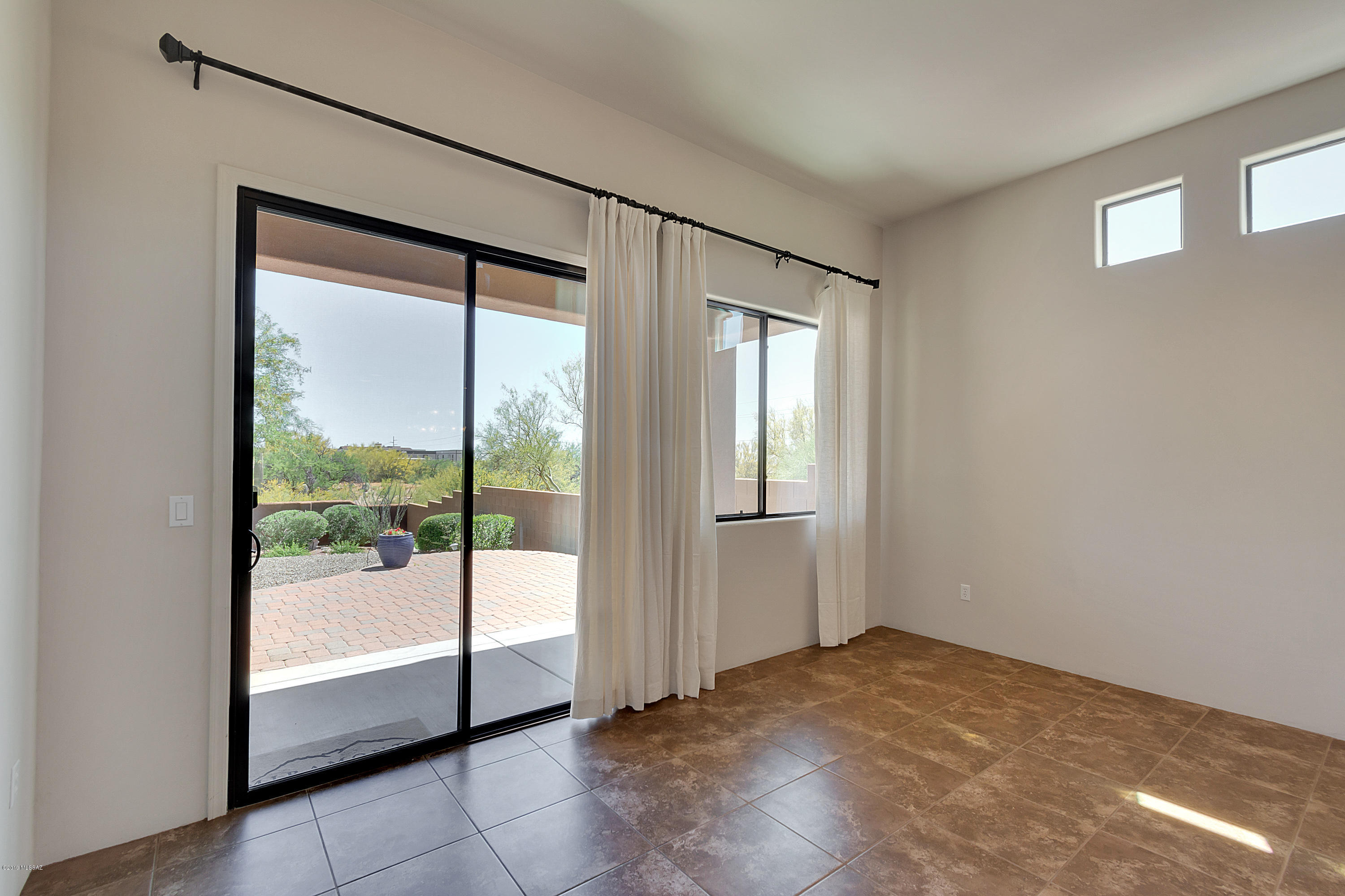 Beverly Terrace (1-18) - Residential