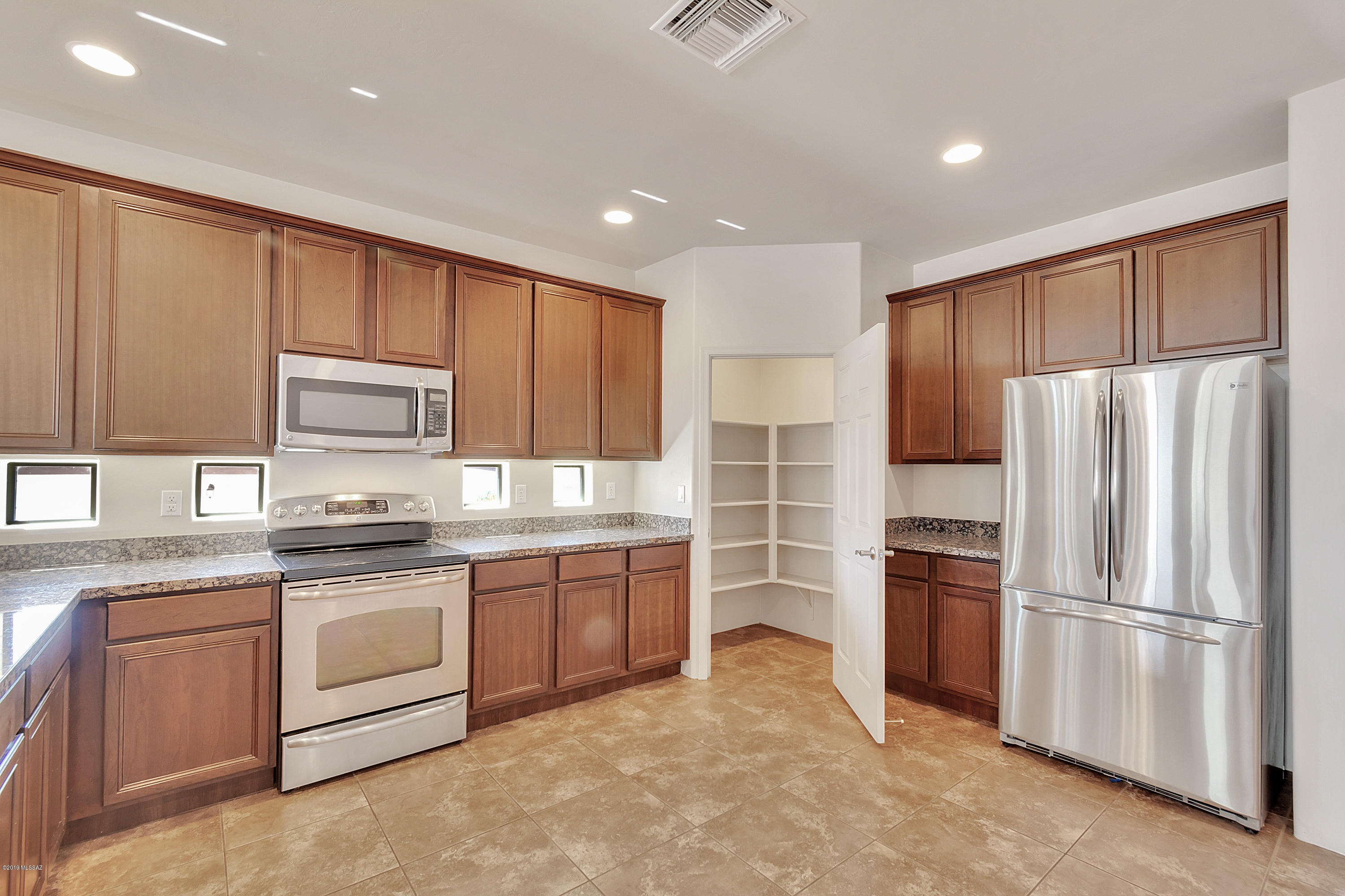 Beverly Terrace (1-18) - Residential