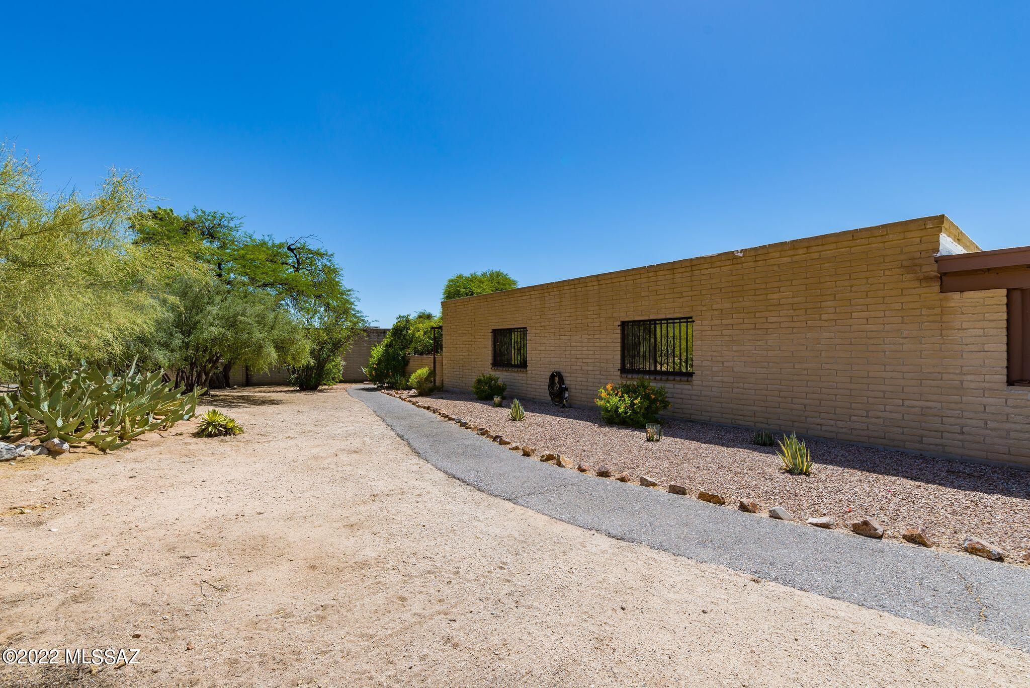 Verde Catalina Townhouses(1-149) - Residential