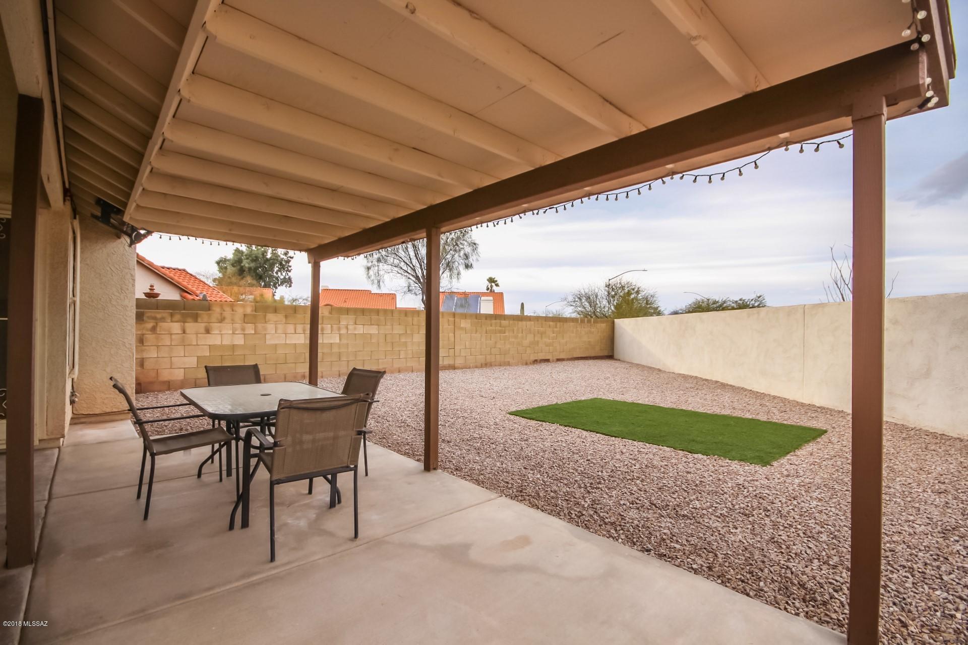 Elliott Homes At Rita Ranch (1-521) - Residential