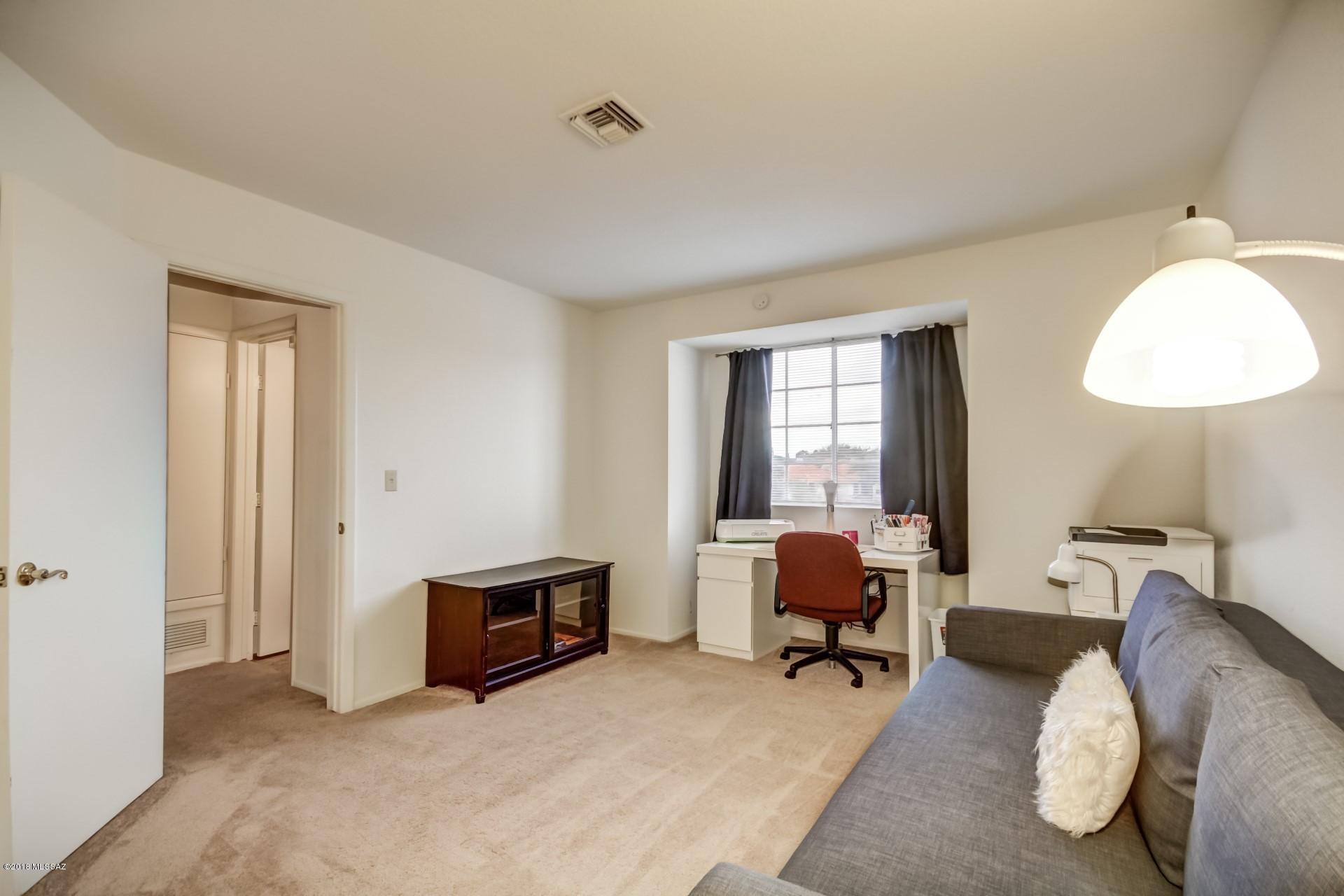 Elliott Homes At Rita Ranch (1-521) - Residential
