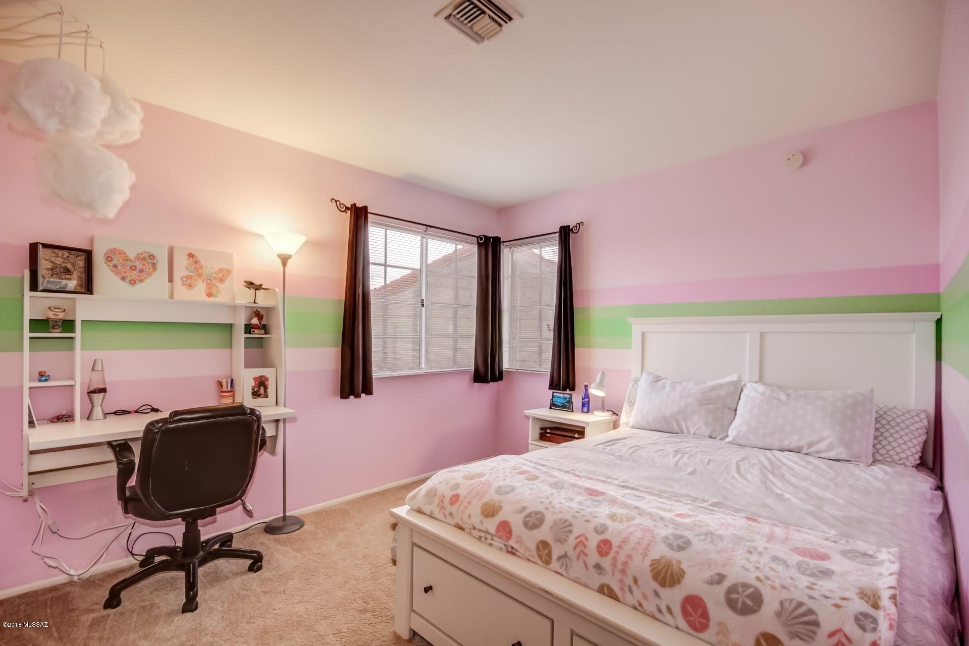 Elliott Homes At Rita Ranch (1-521) - Residential