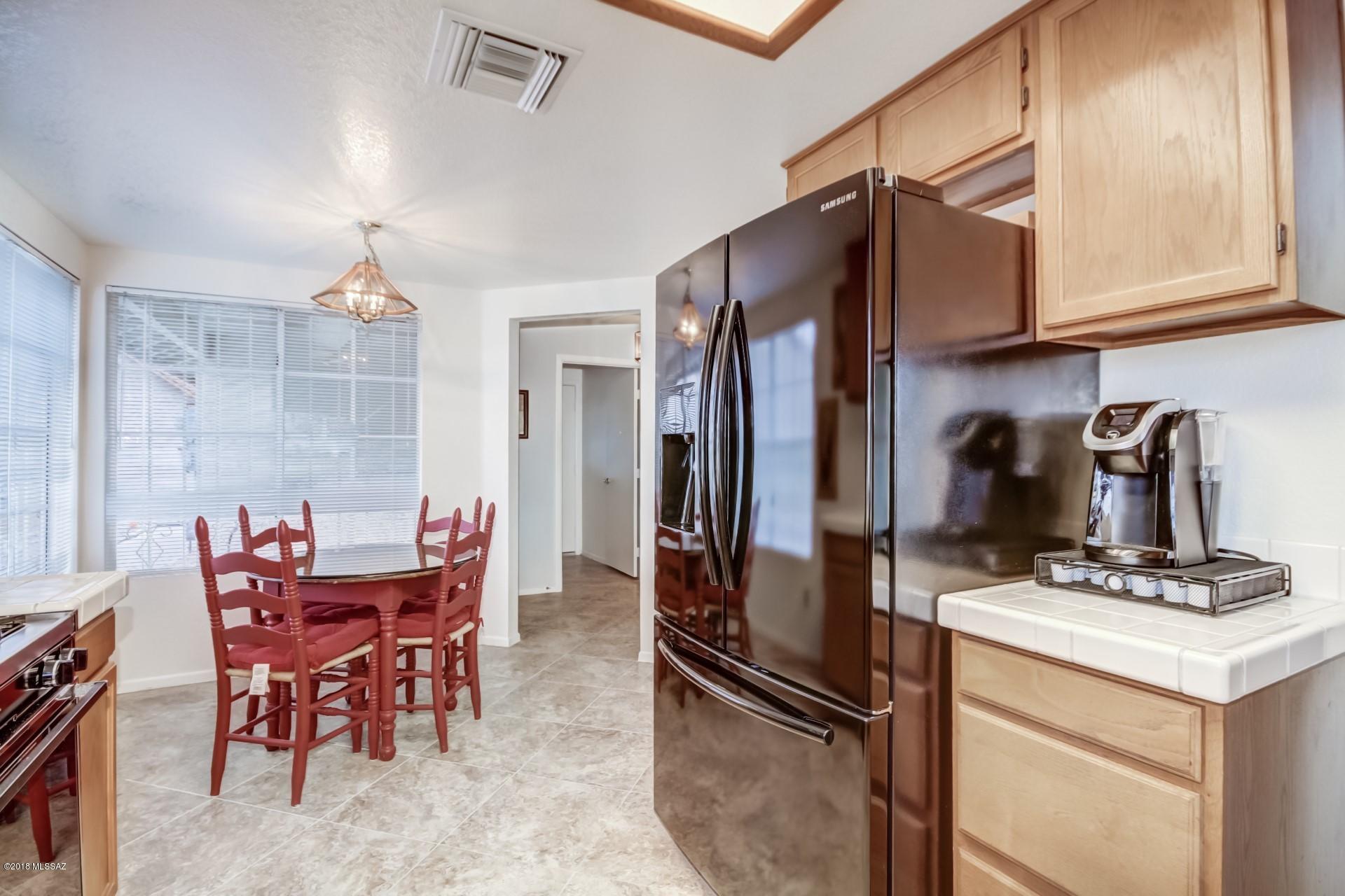 Elliott Homes At Rita Ranch (1-521) - Residential