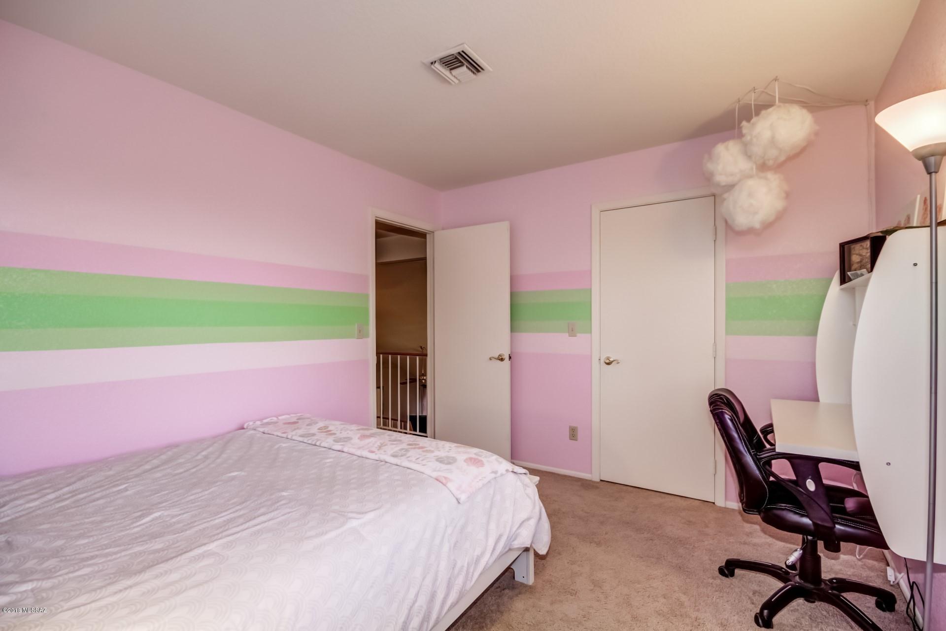 Elliott Homes At Rita Ranch (1-521) - Residential