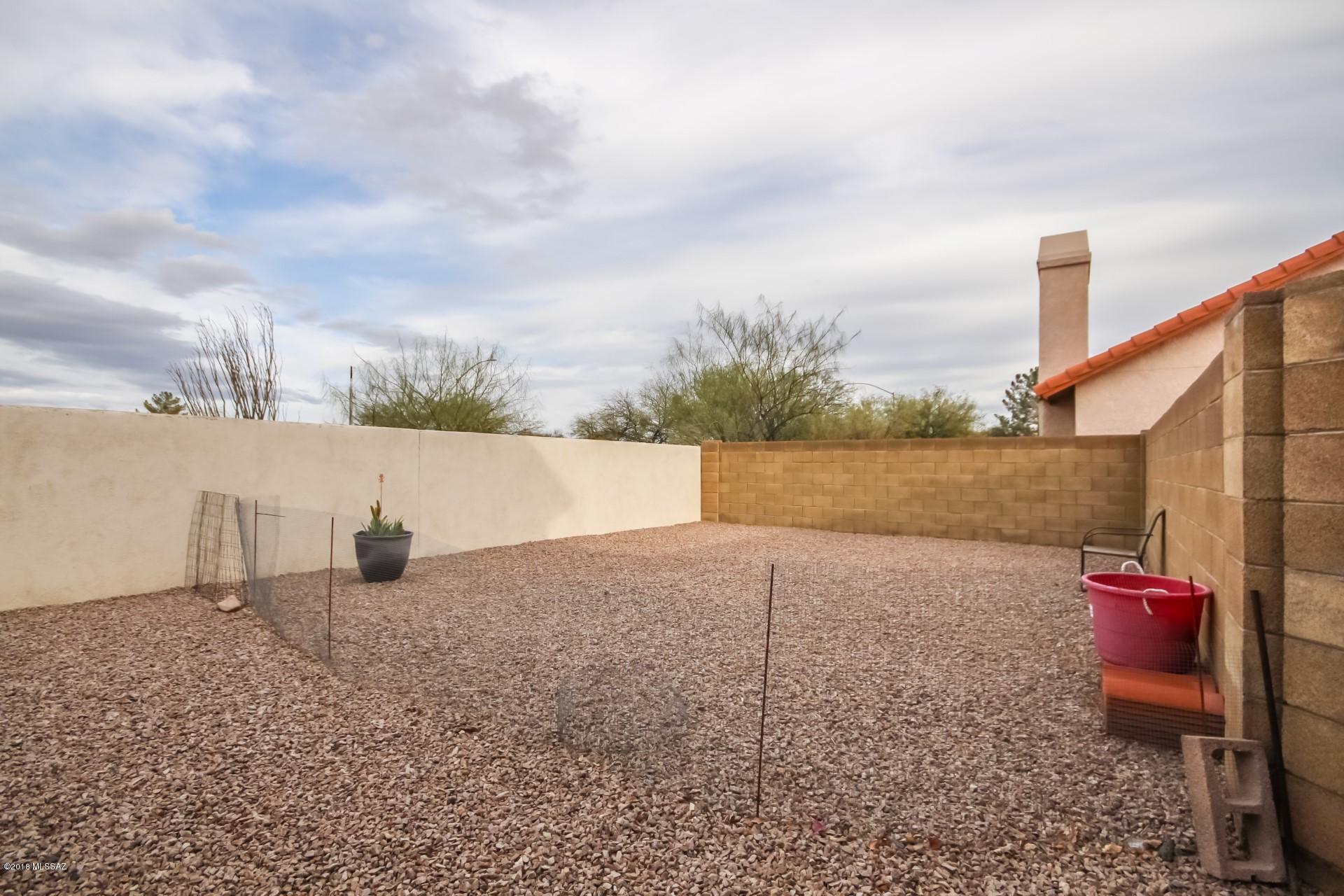Elliott Homes At Rita Ranch (1-521) - Residential