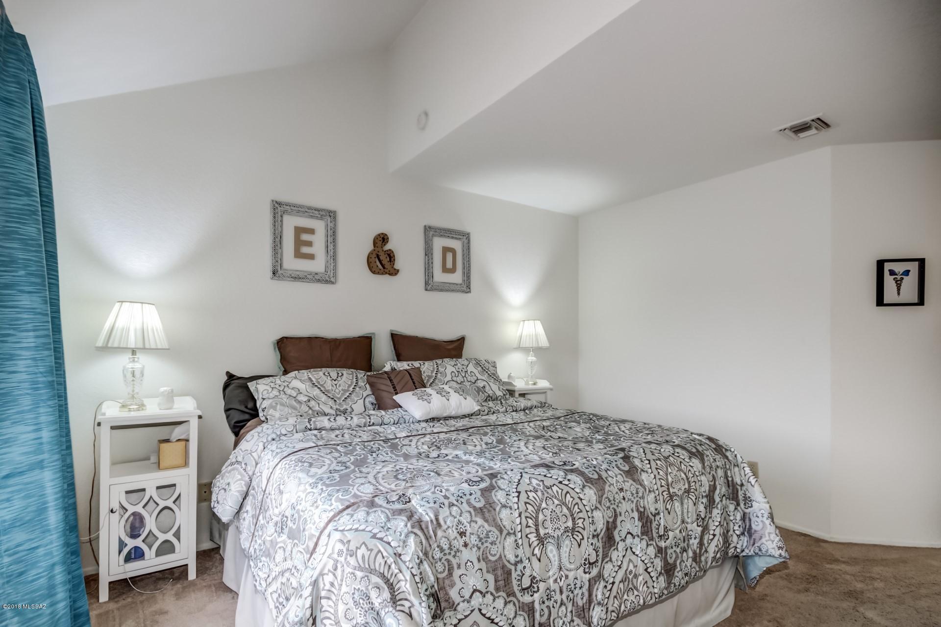 Elliott Homes At Rita Ranch (1-521) - Residential