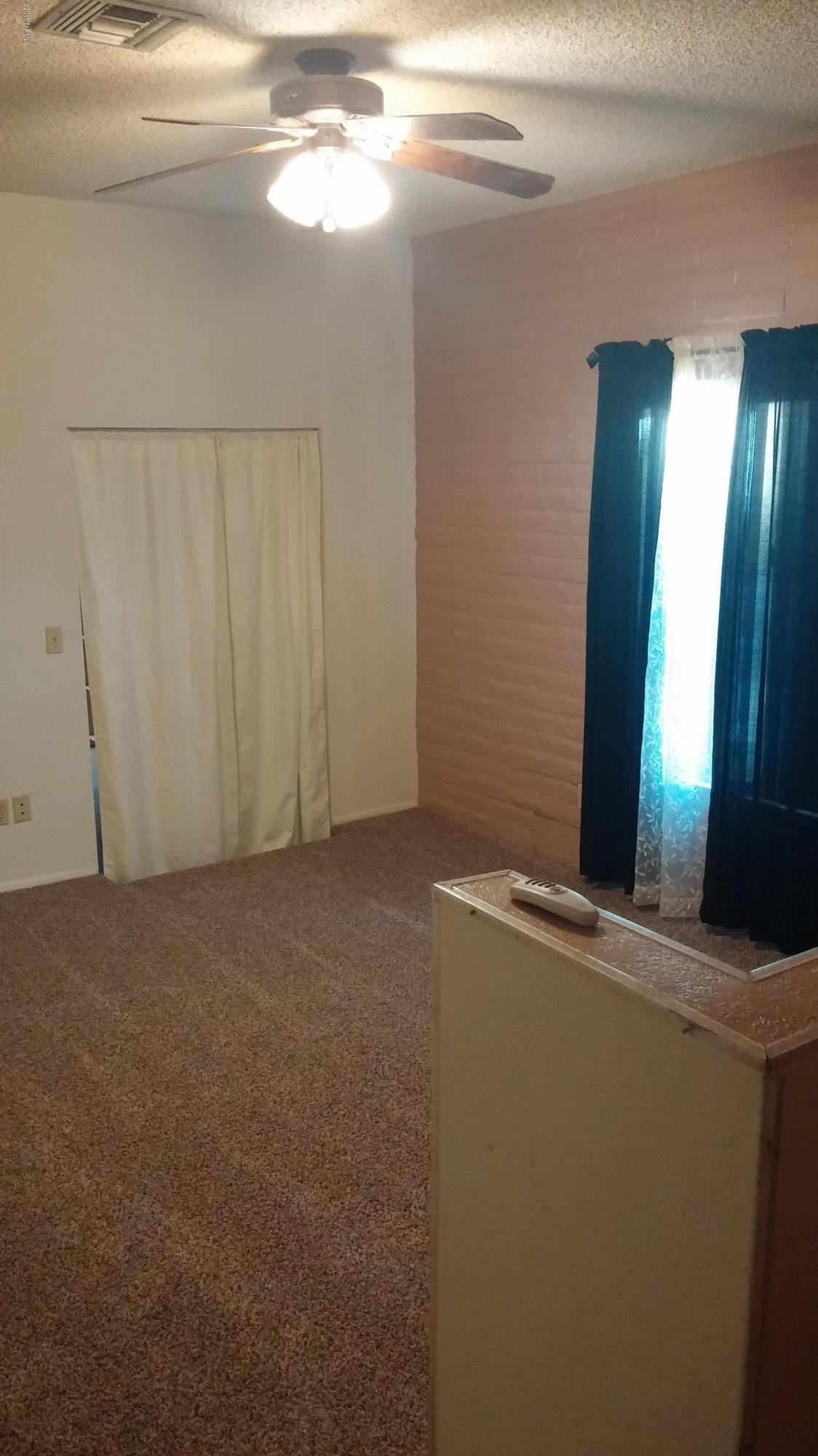 Del Cerro Estates 2 (1-35) - Residential Lease